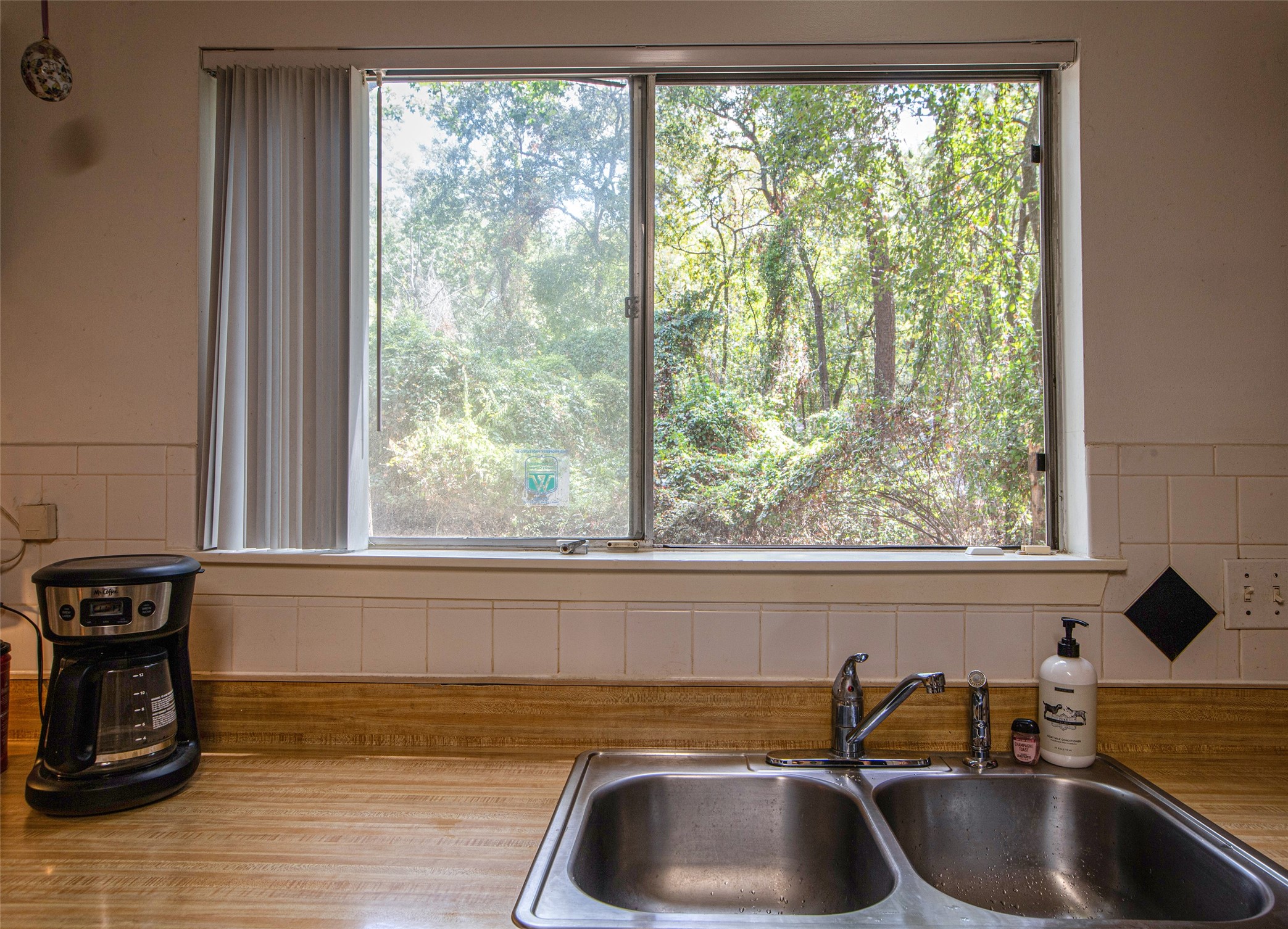 11816 S Red Cedar Circle Property Photo 8