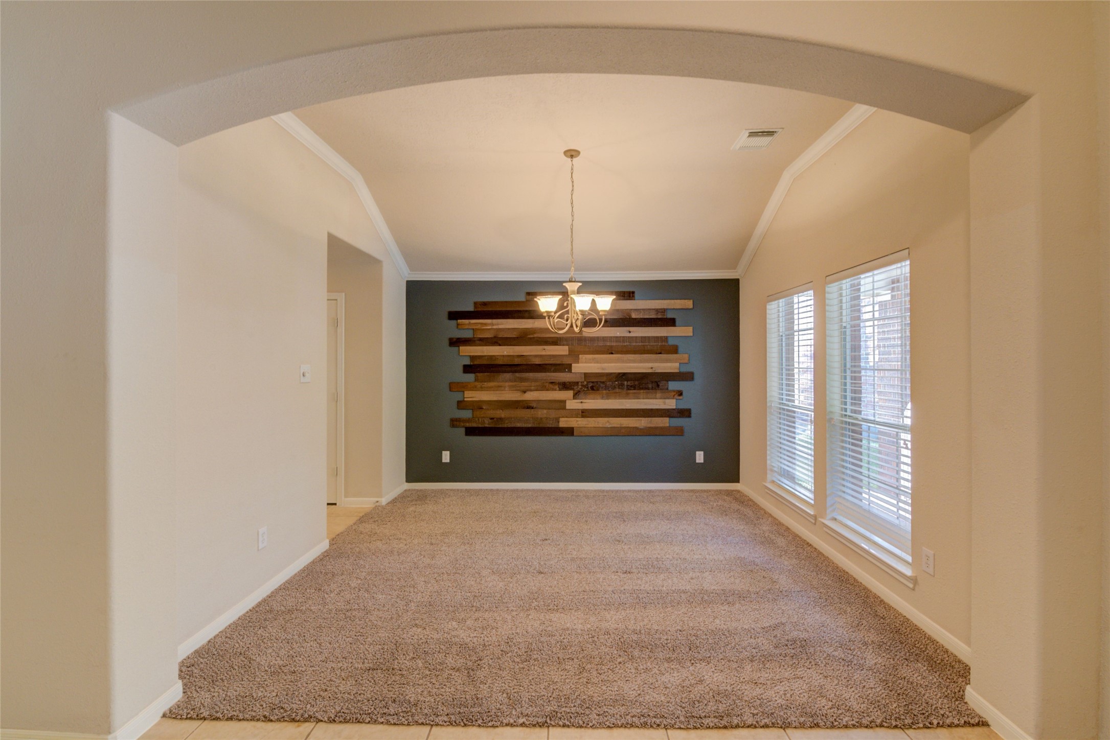 11 Ebony Oaks Place Property Photo 4