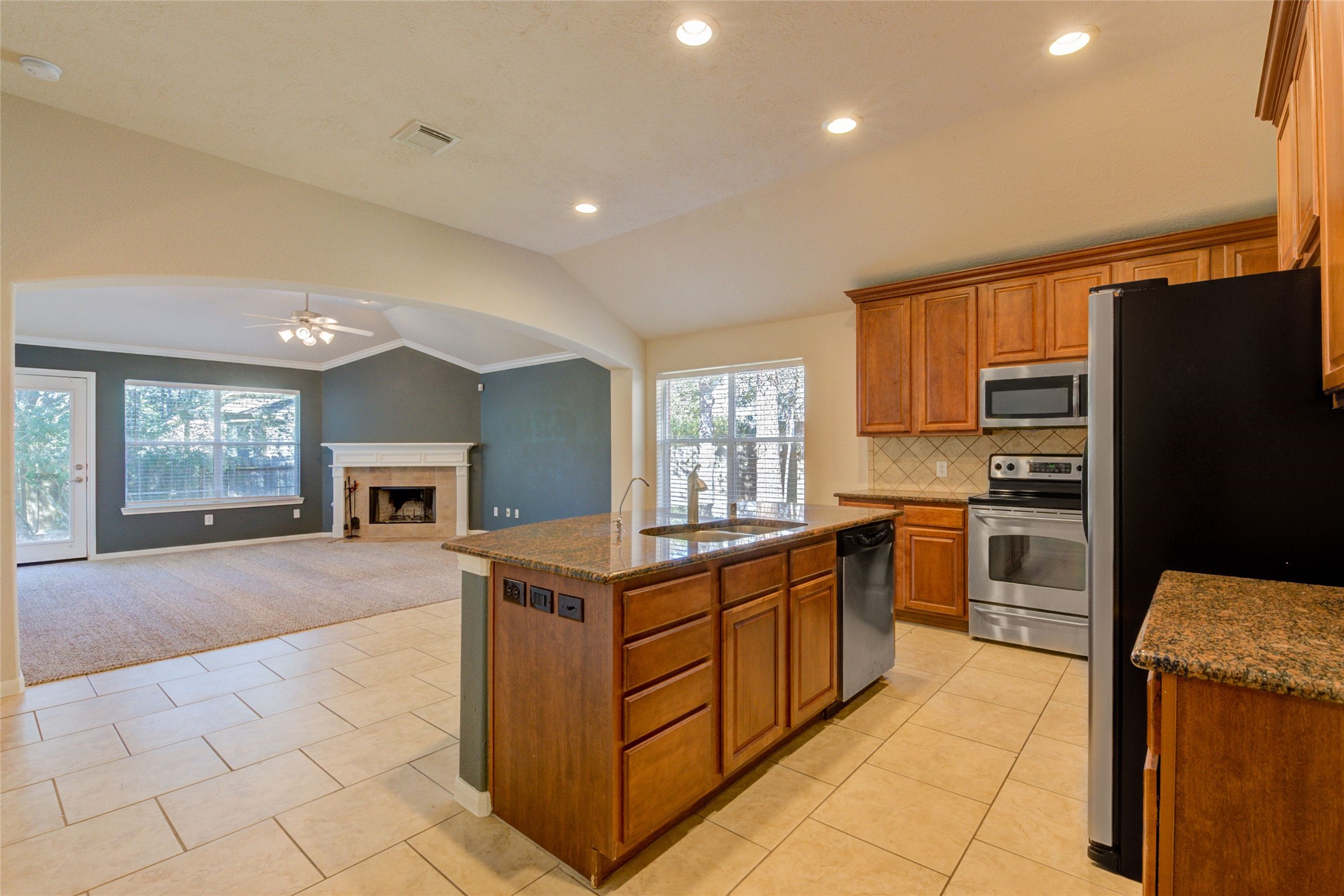 11 Ebony Oaks Place Property Photo 6