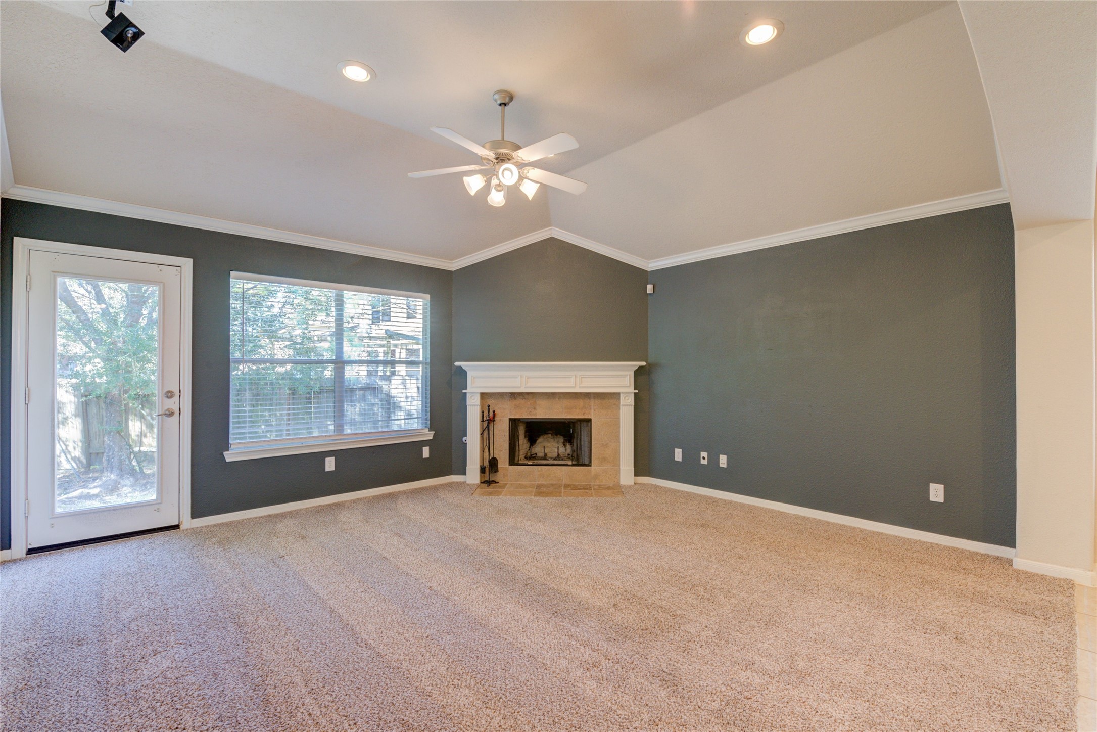 11 Ebony Oaks Place Property Photo 11