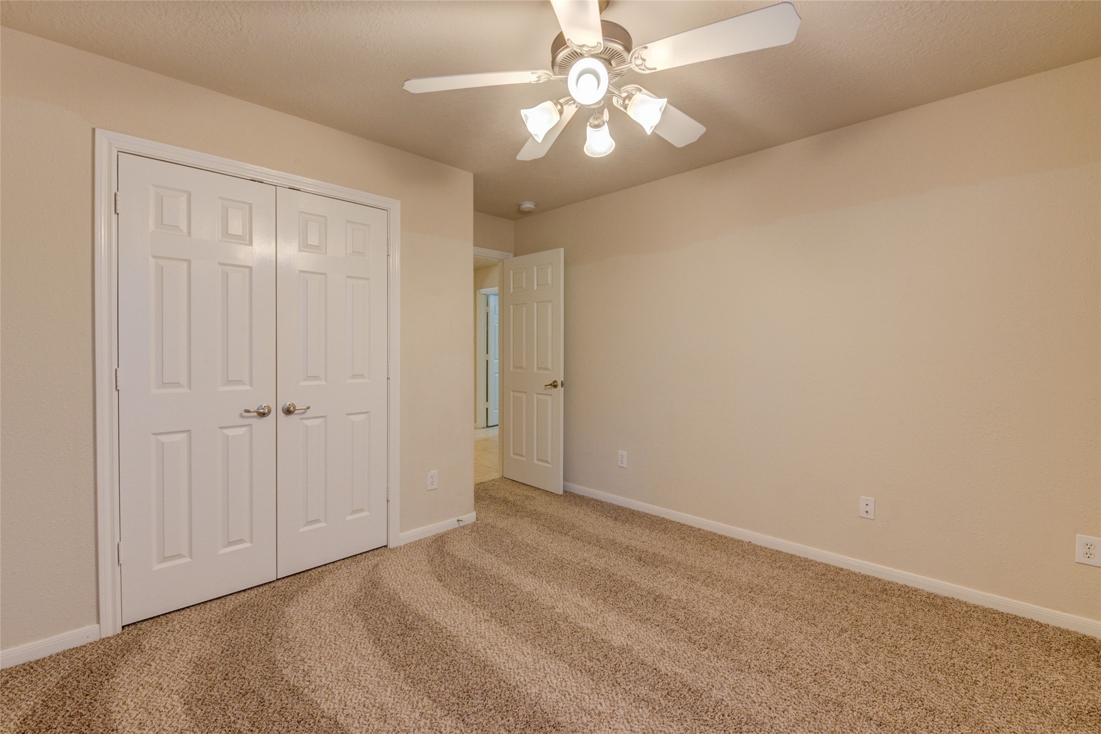 11 Ebony Oaks Place Property Photo 24