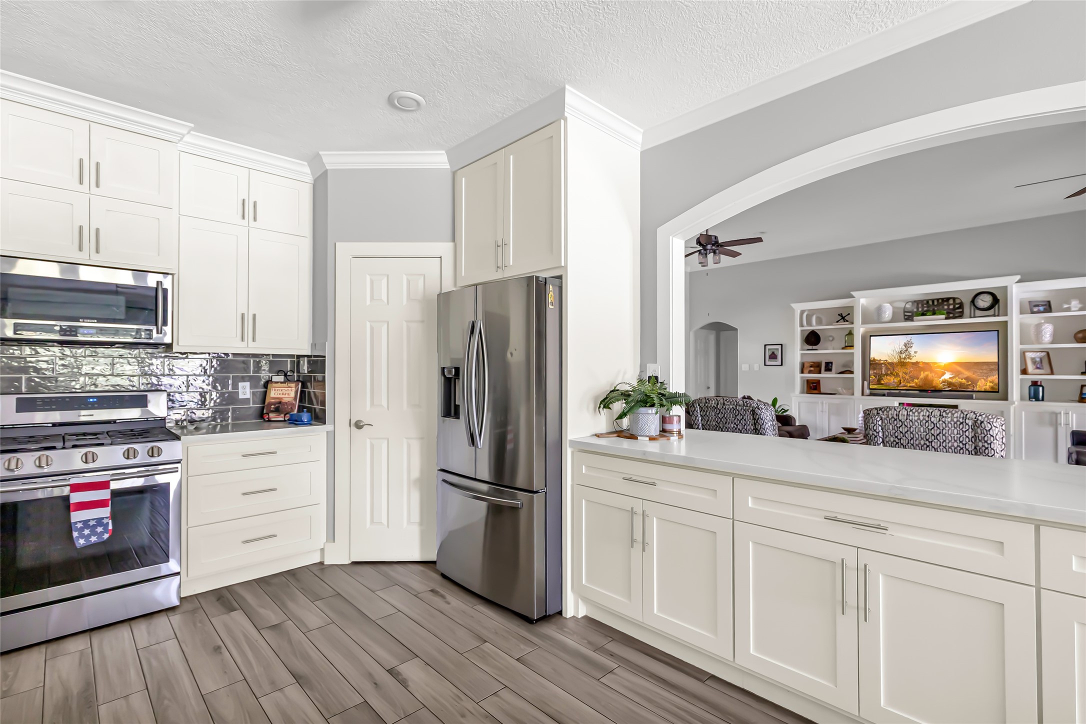 17207 Horseshoe Way Property Photo 13