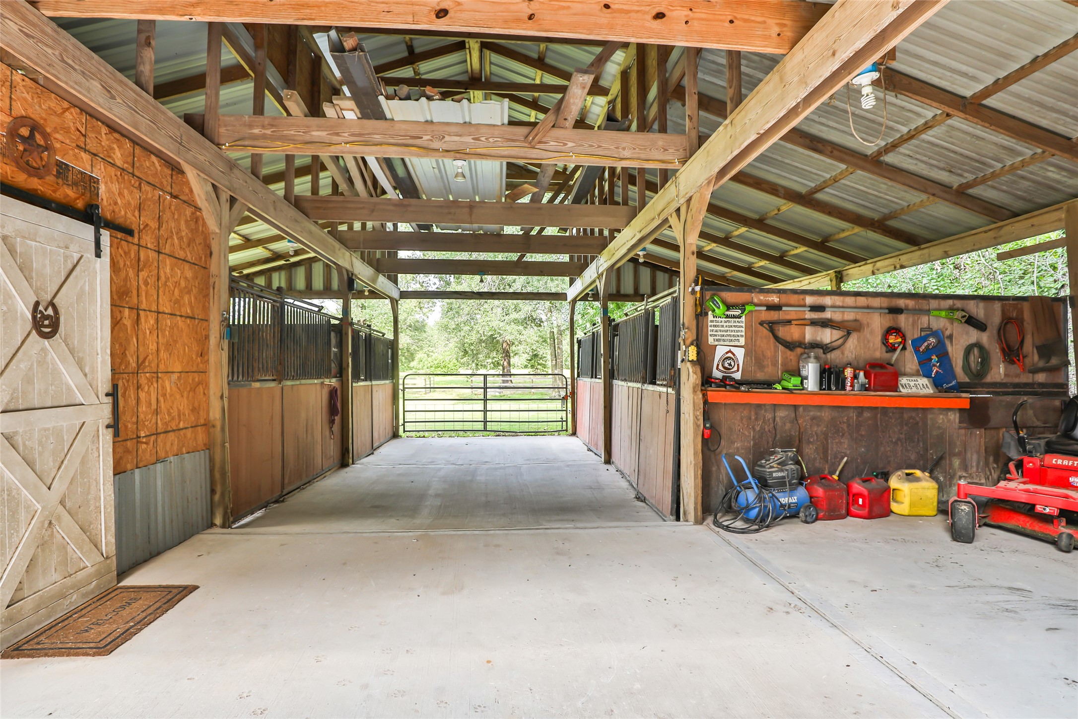 17207 Horseshoe Way Property Photo 37