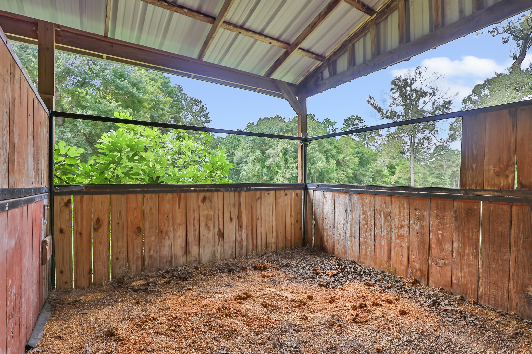 17207 Horseshoe Way Property Photo 38