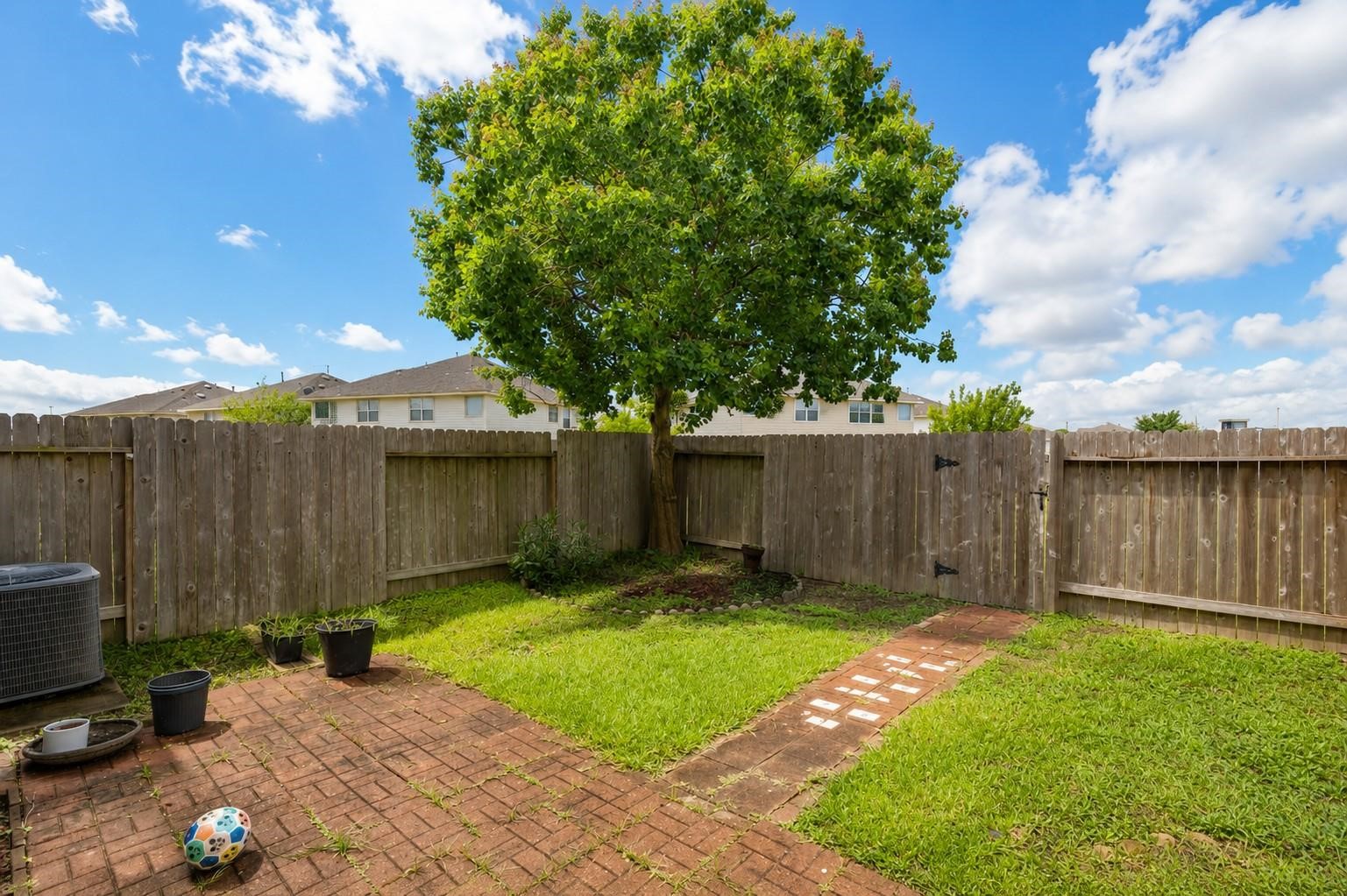 11527 Champions Green Drive Property Photo 37