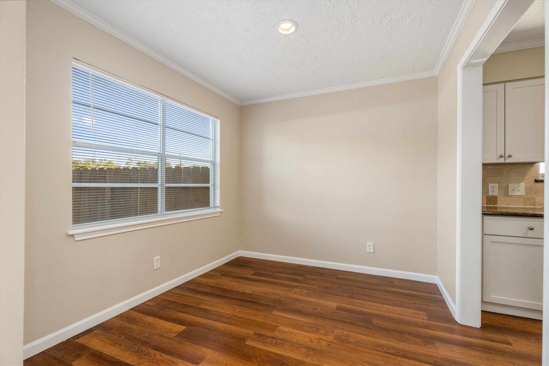 20361 Fieldtree Drive Property Photo 12