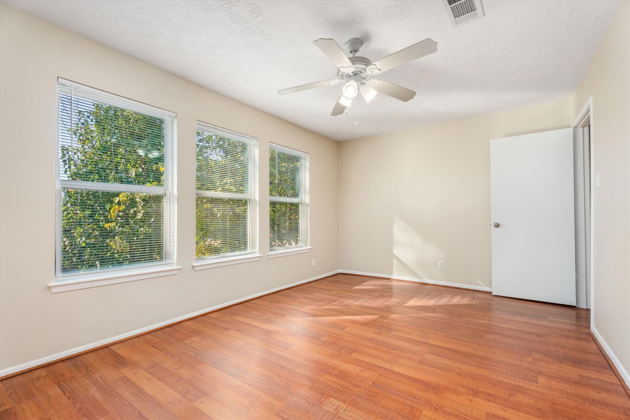 20361 Fieldtree Drive Property Photo 21
