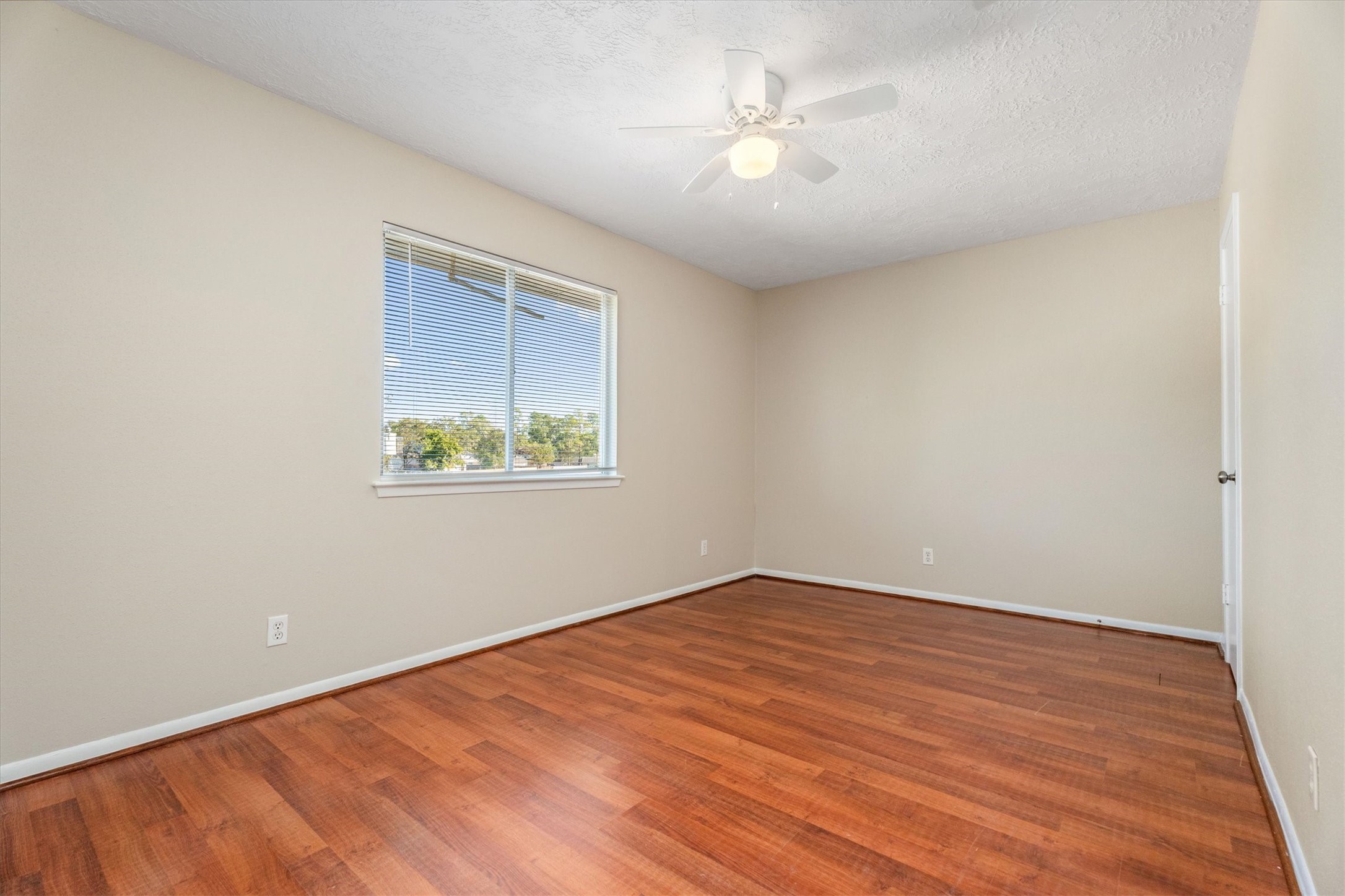 20361 Fieldtree Drive Property Photo 28