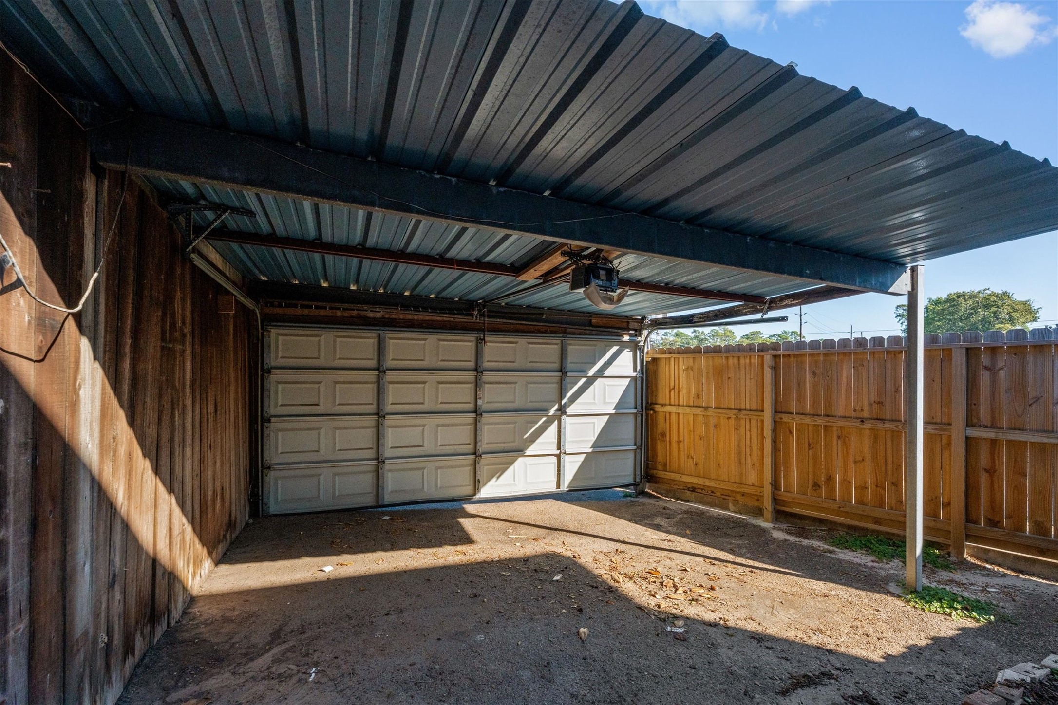 20361 Fieldtree Drive Property Photo 30