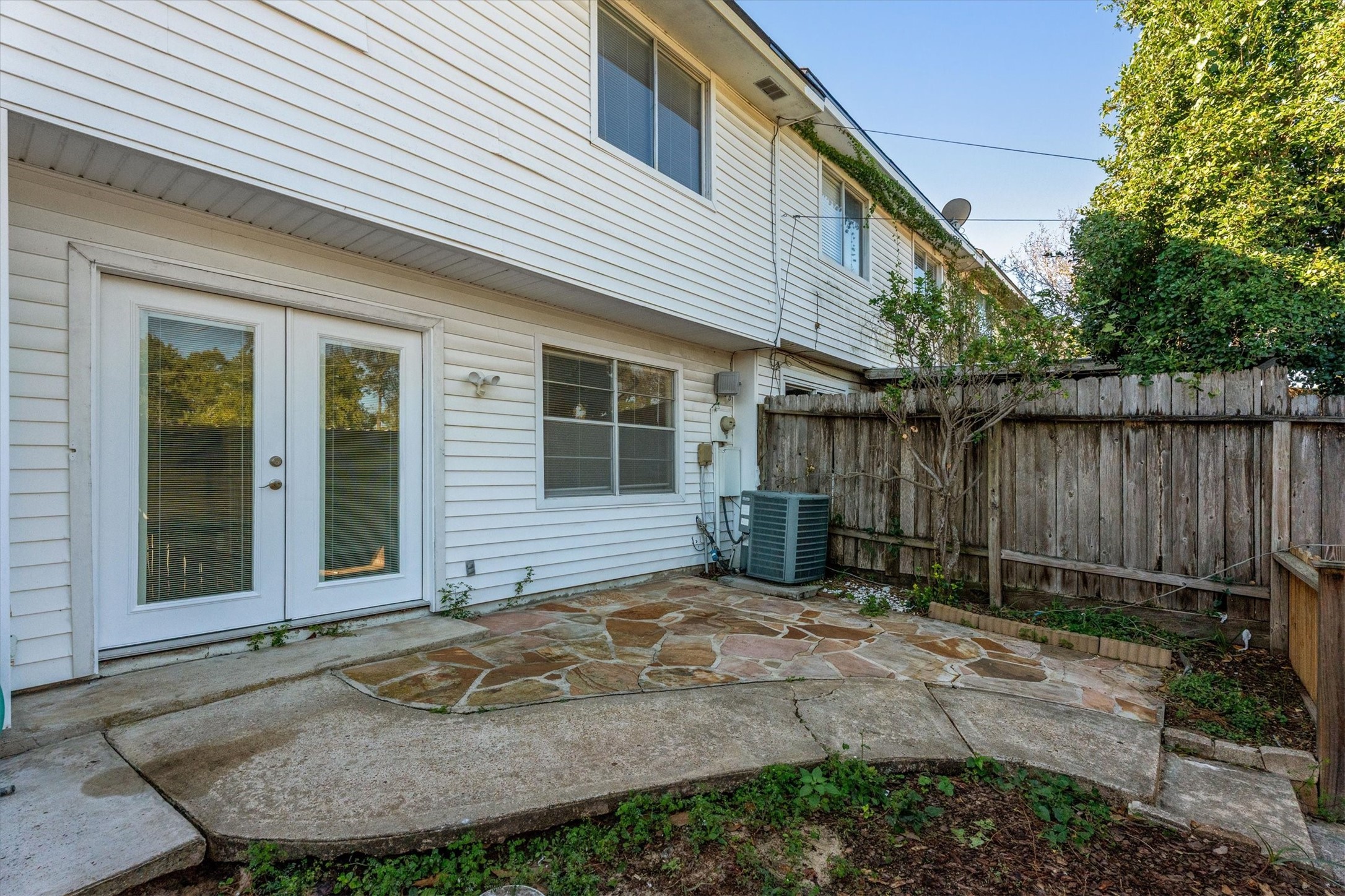 20361 Fieldtree Drive Property Photo 31