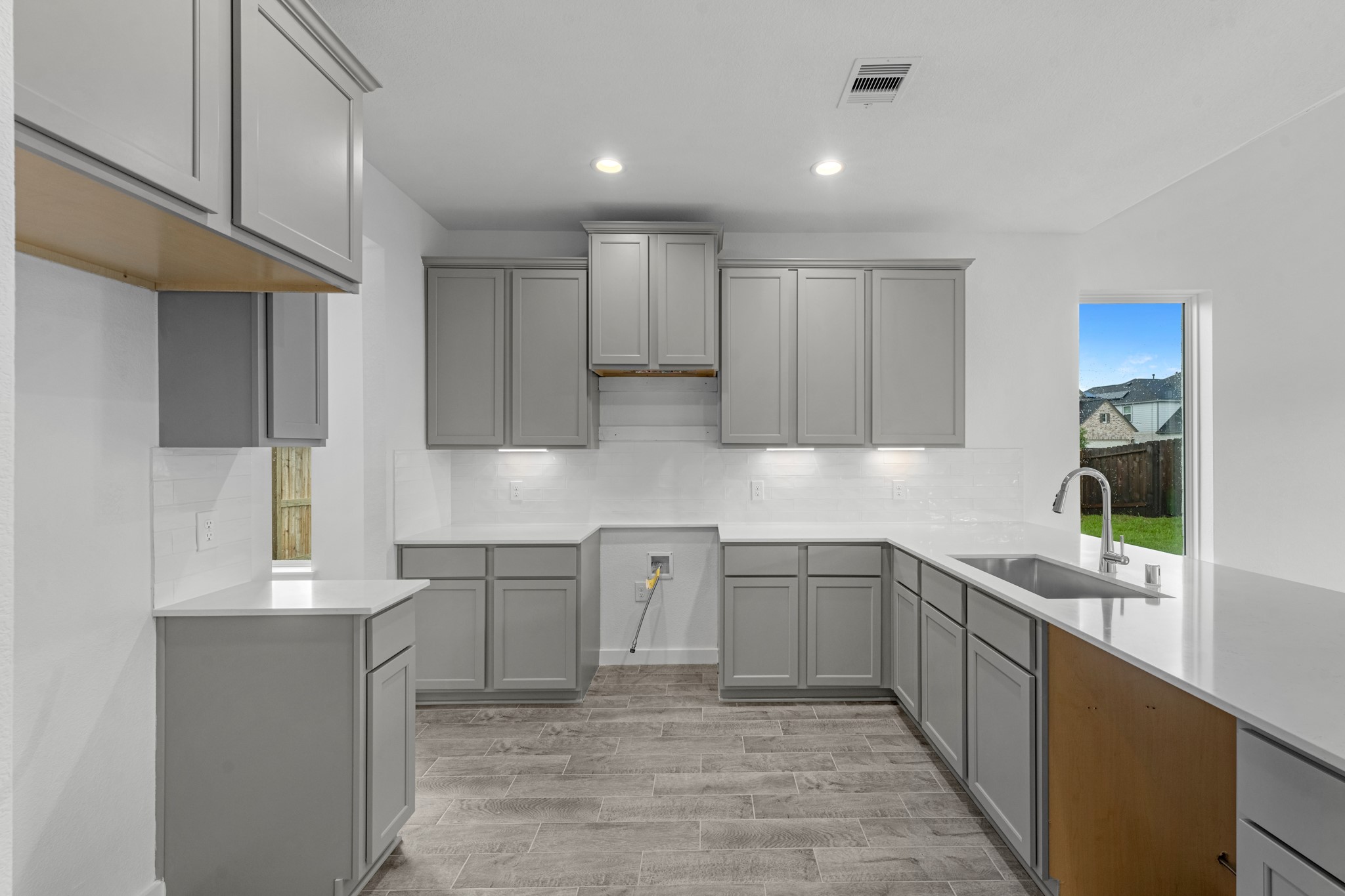 3130 Spitfire Drive Property Photo 3