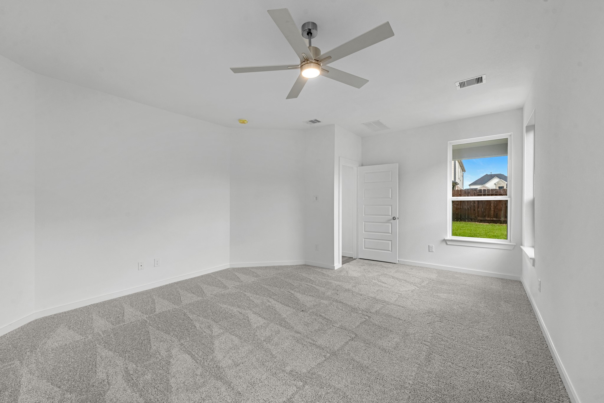 3130 Spitfire Drive Property Photo 8