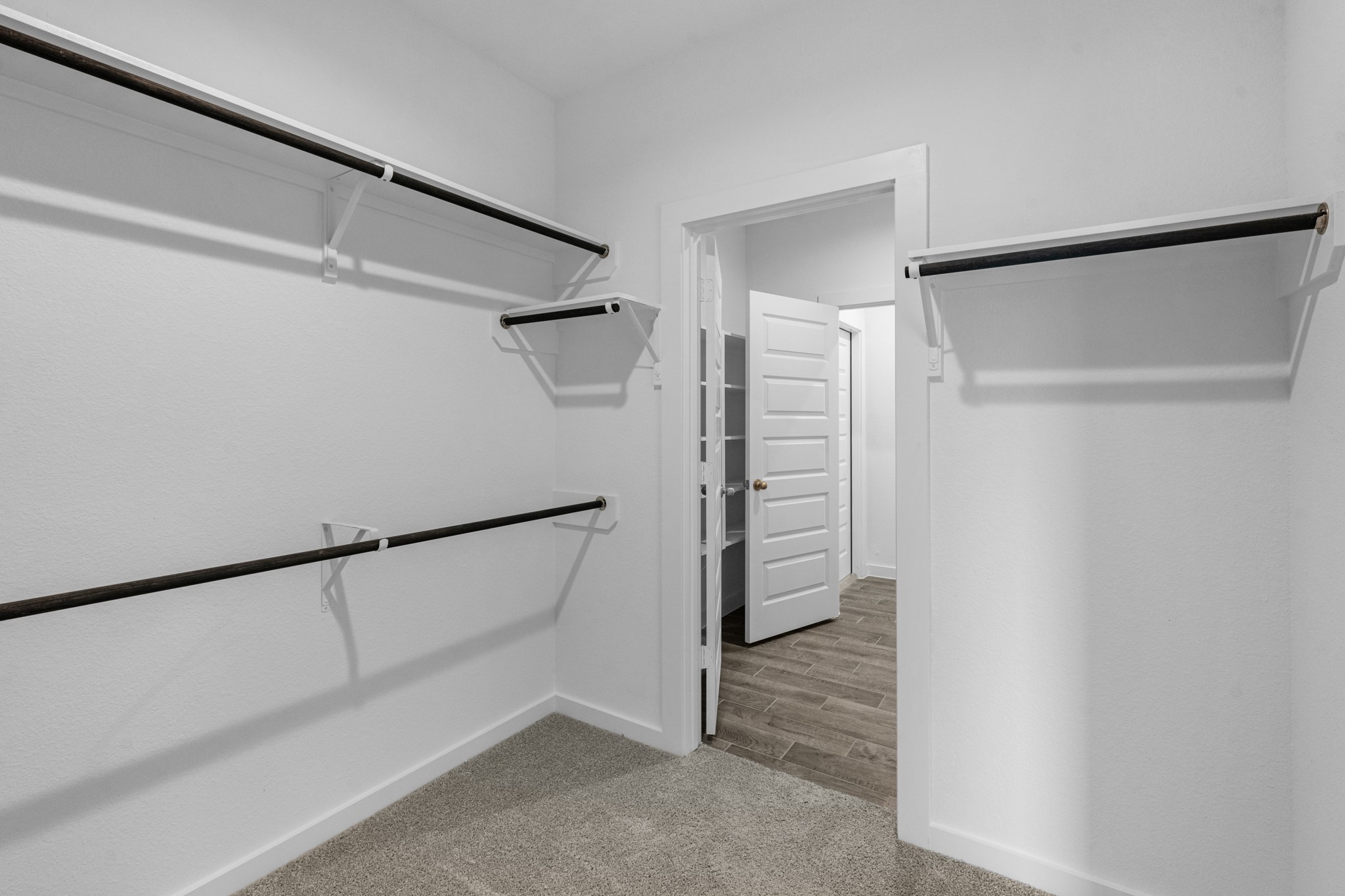 3130 Spitfire Drive Property Photo 12