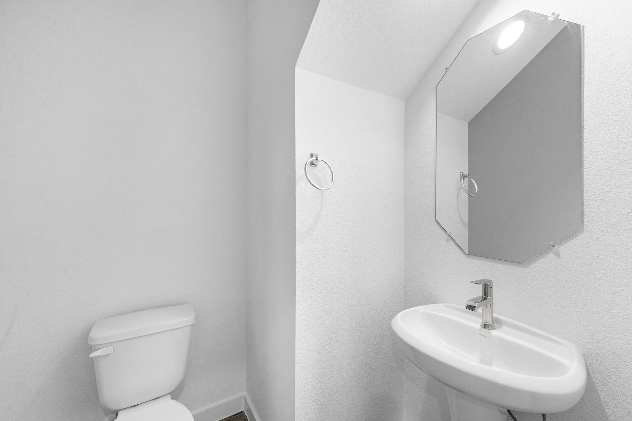 3130 Spitfire Drive Property Photo 14
