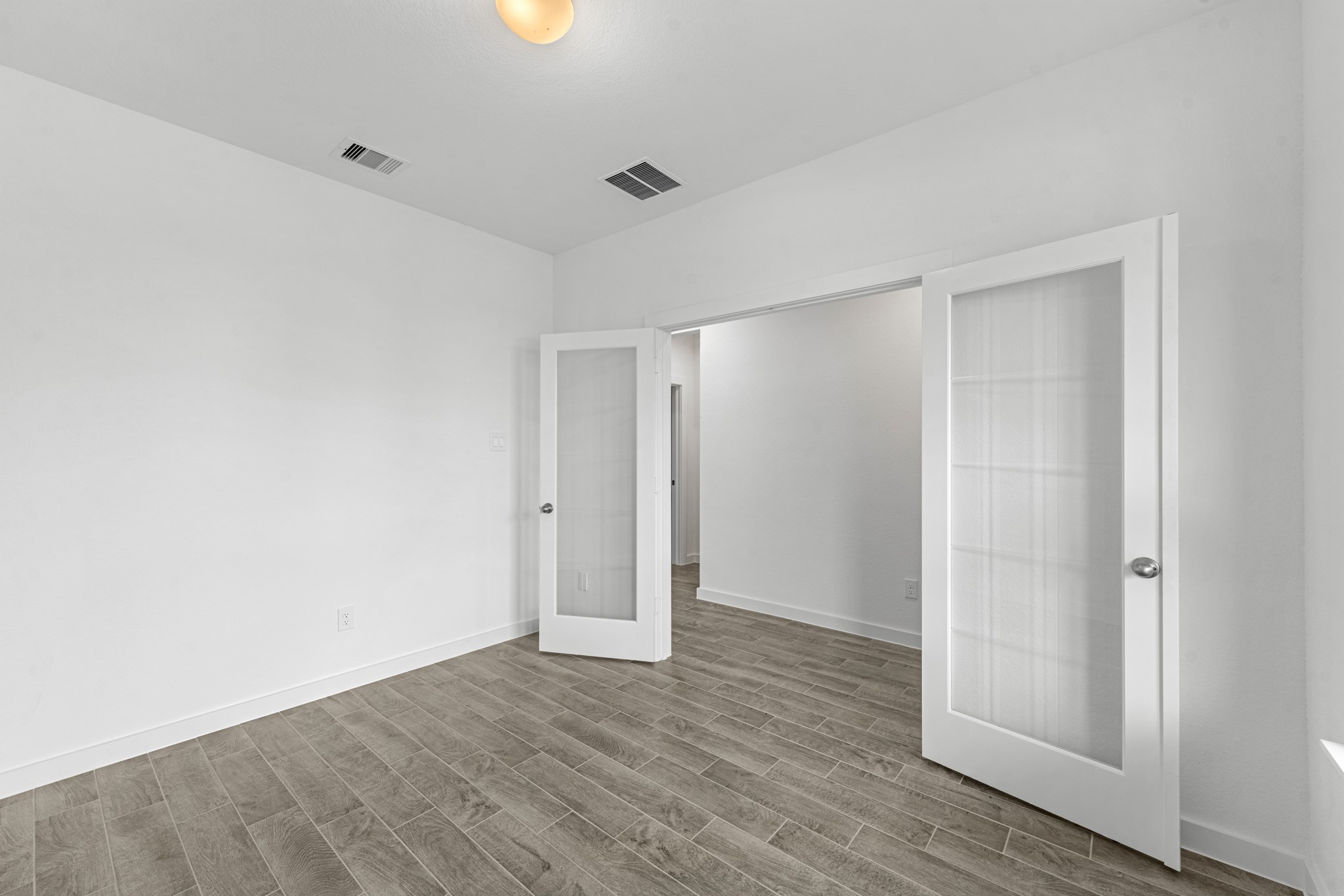 3130 Spitfire Drive Property Photo 15