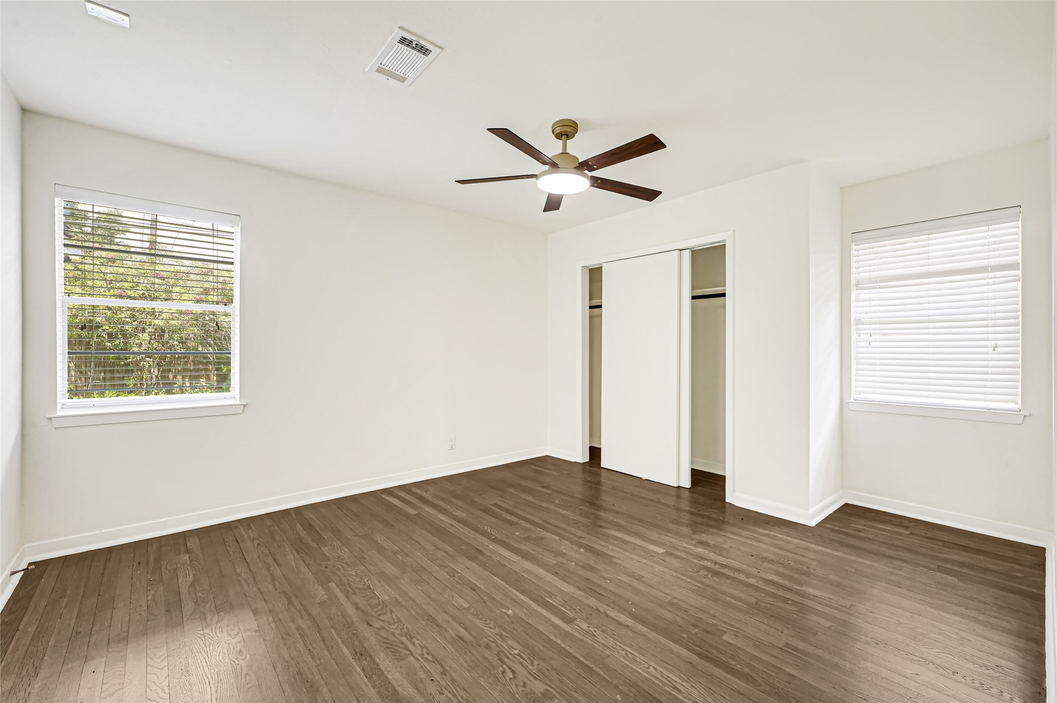 9524 Truscon Drive Property Photo 15