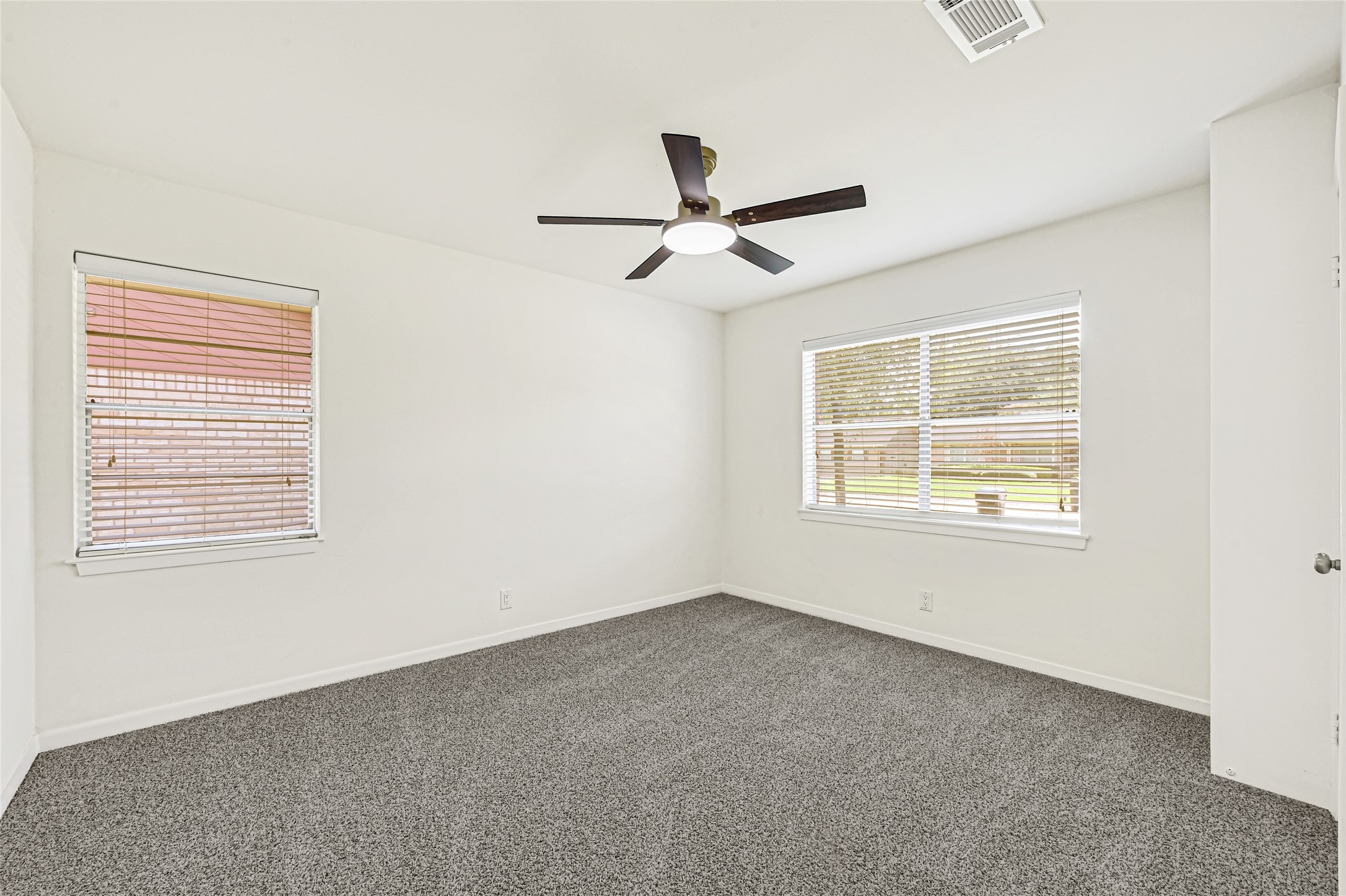 9524 Truscon Drive Property Photo 23