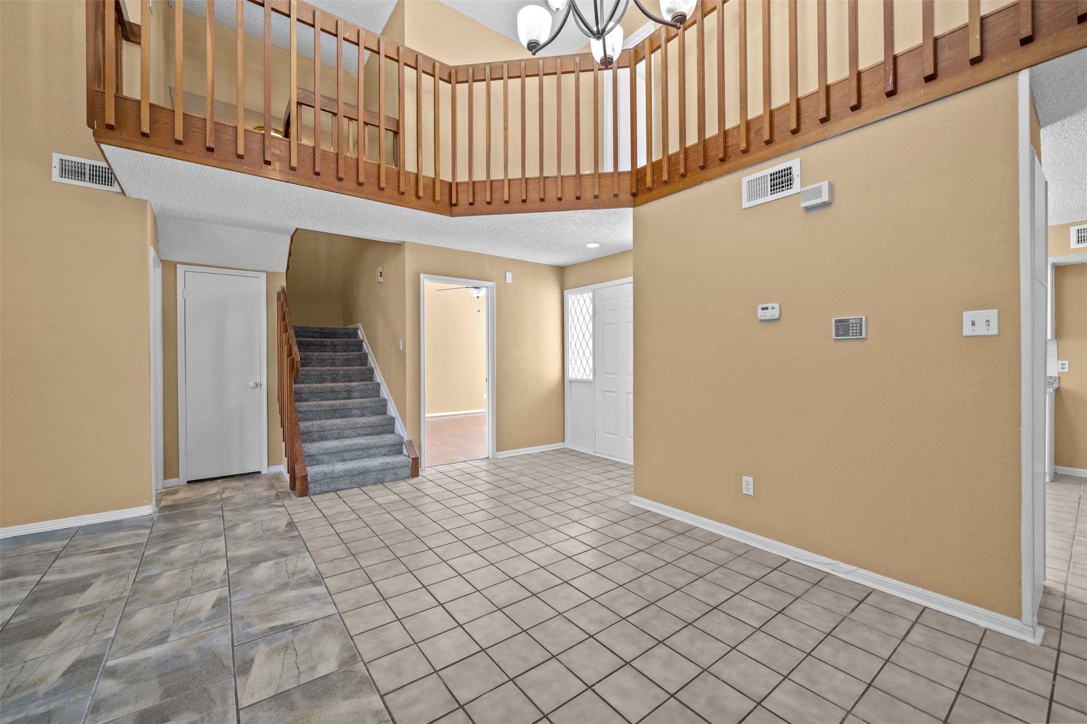 12438 Ashling Drive Property Photo 11
