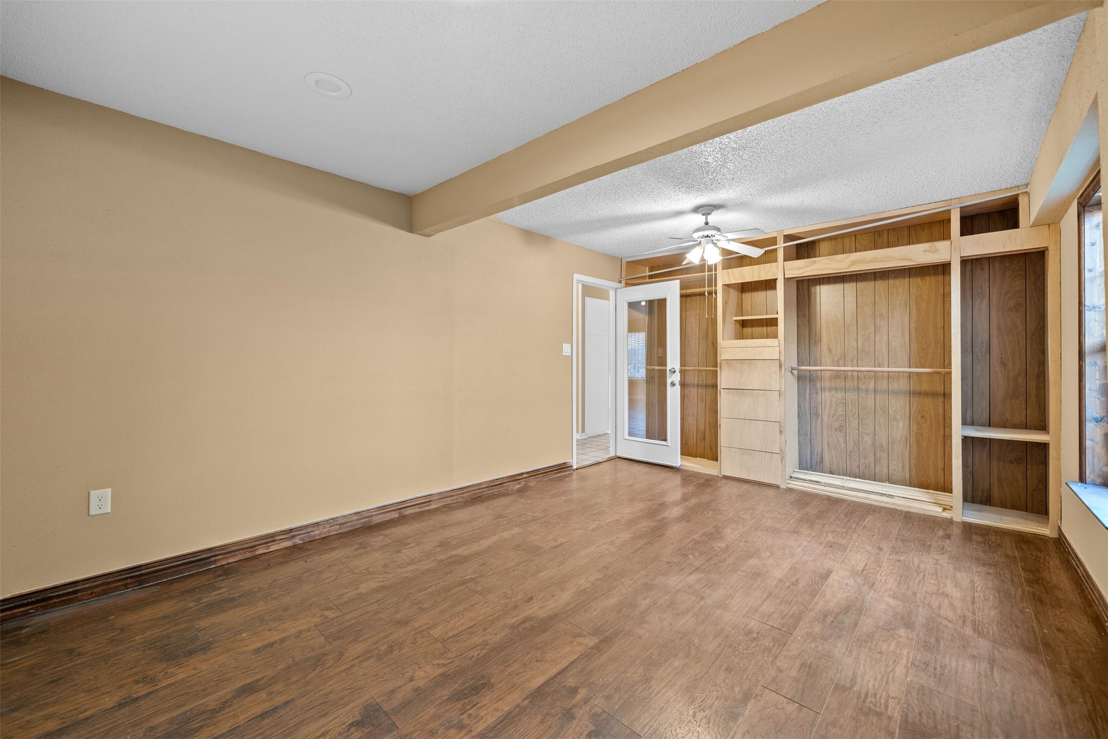 12438 Ashling Drive Property Photo 16