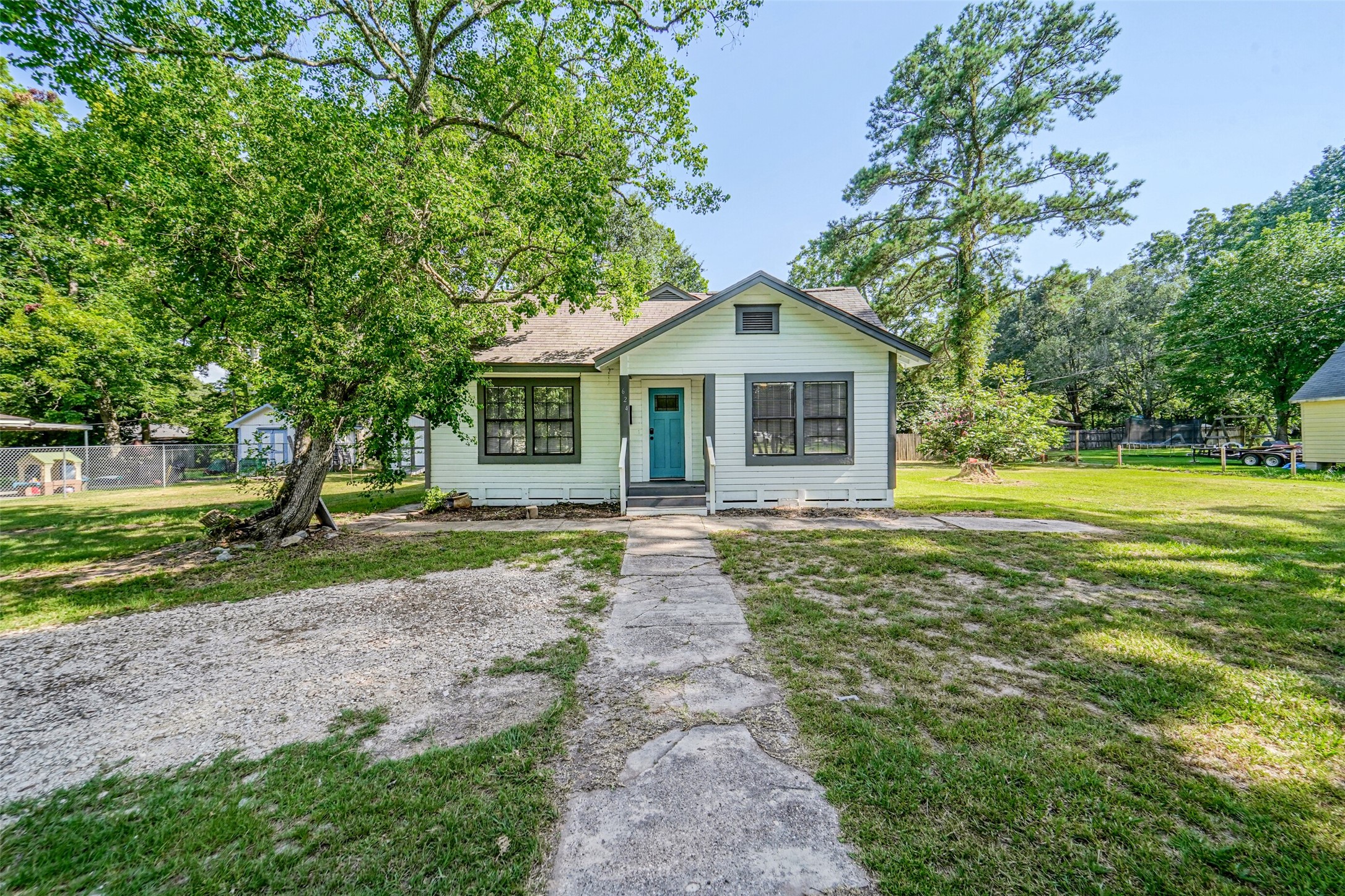624 Truman Street Property Photo 1