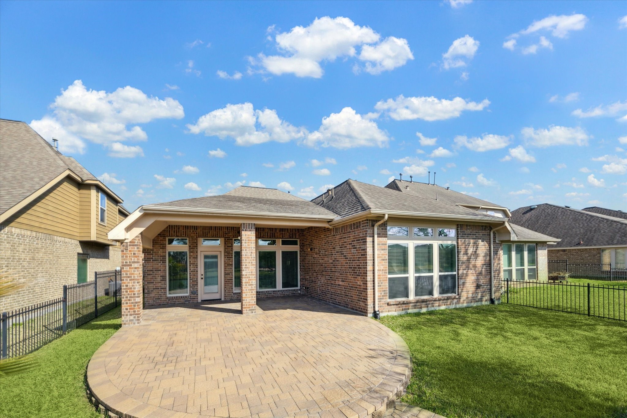 26303 Mercy Moss Lane Property Photo 3