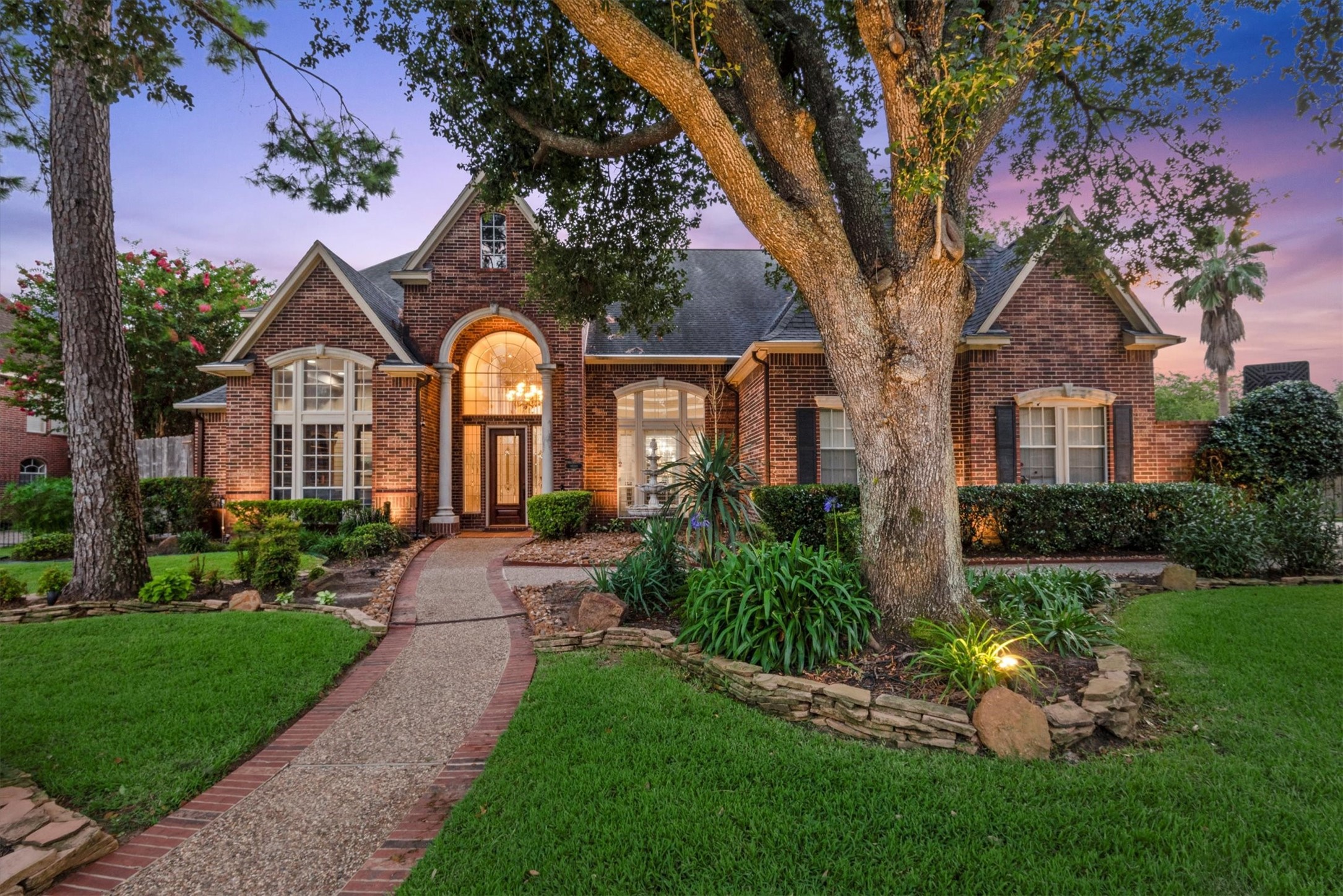 Brill Elementary School Real Estate Listings Main Image
