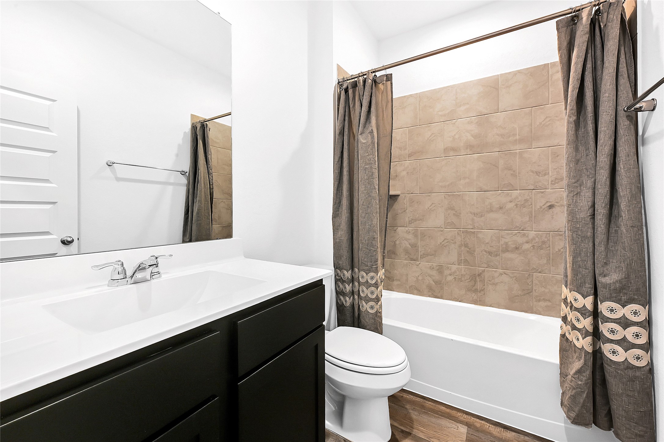 2703 Misty Elm Ln Property Photo 17