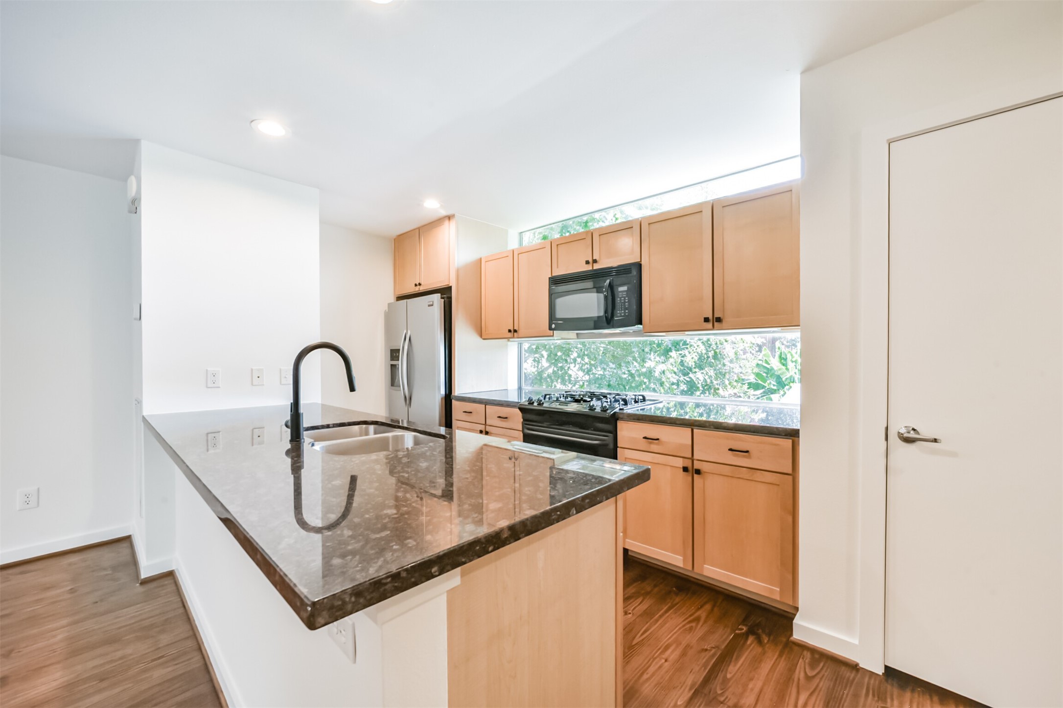 2905 Sherman Street C Property Photo 15