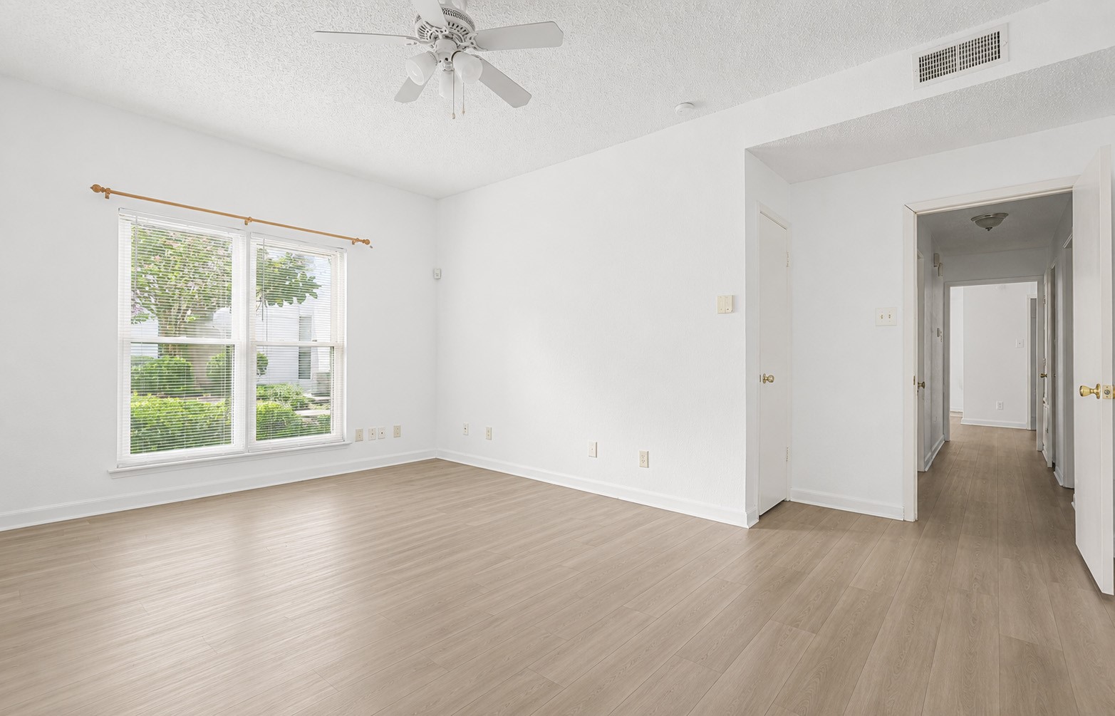 10047 Westpark Drive 77 Property Photo 21