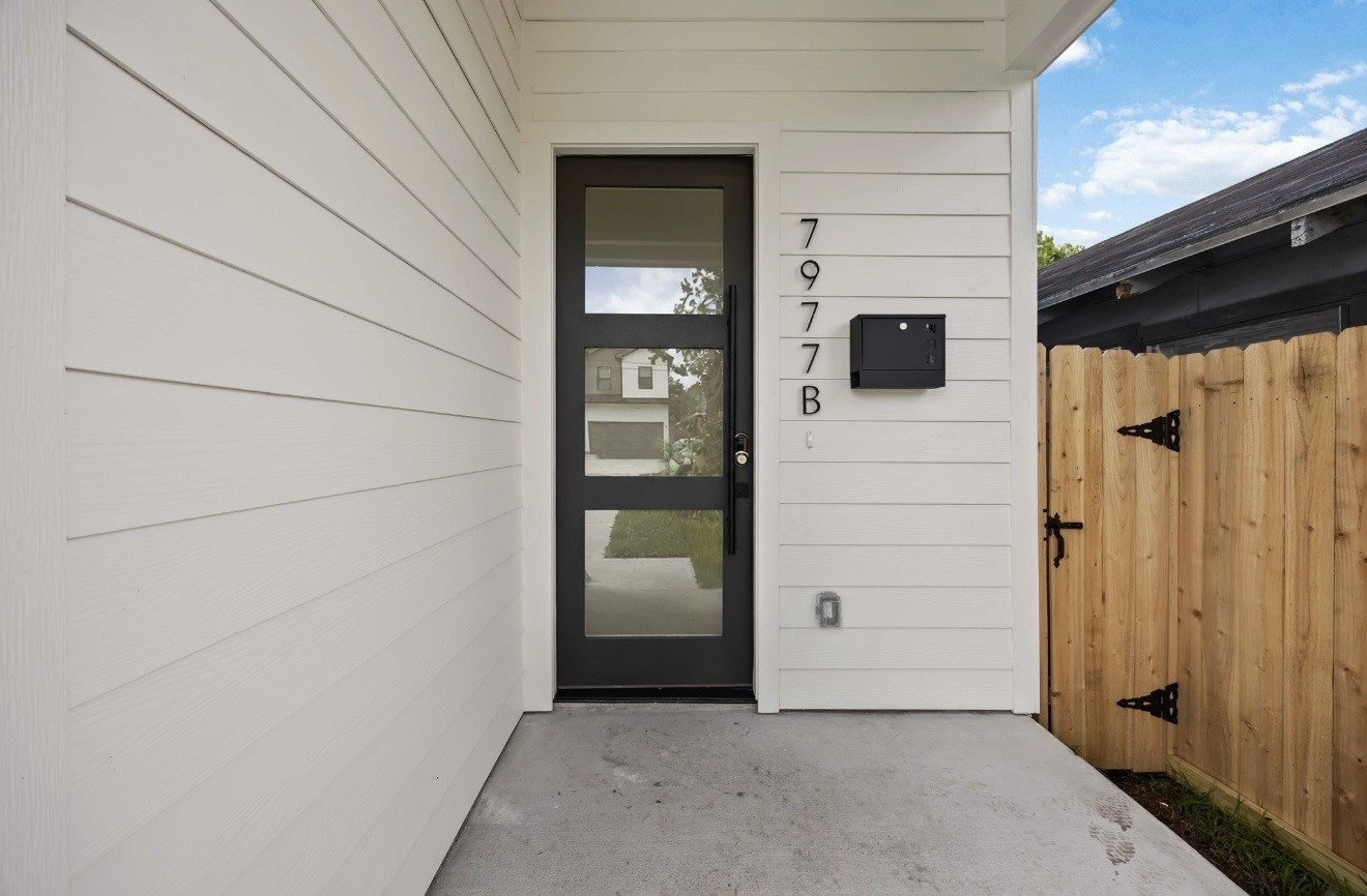 7977 Angus Property Photo 15