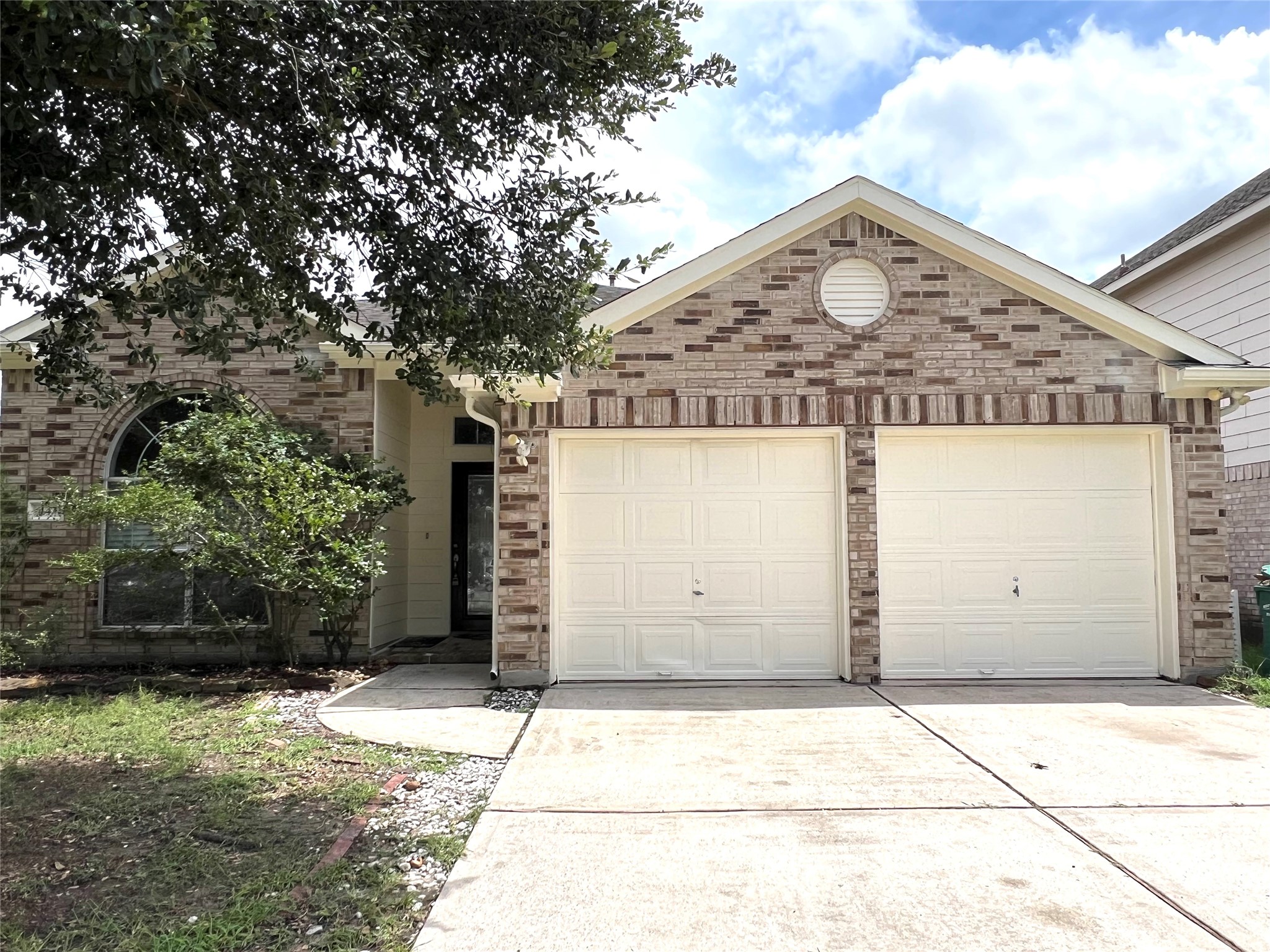 442 Pinewood Ridge Drive Property Photo 1