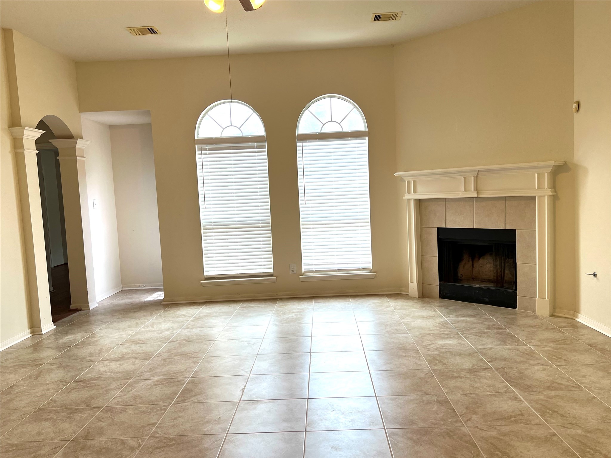 442 Pinewood Ridge Drive Property Photo 6