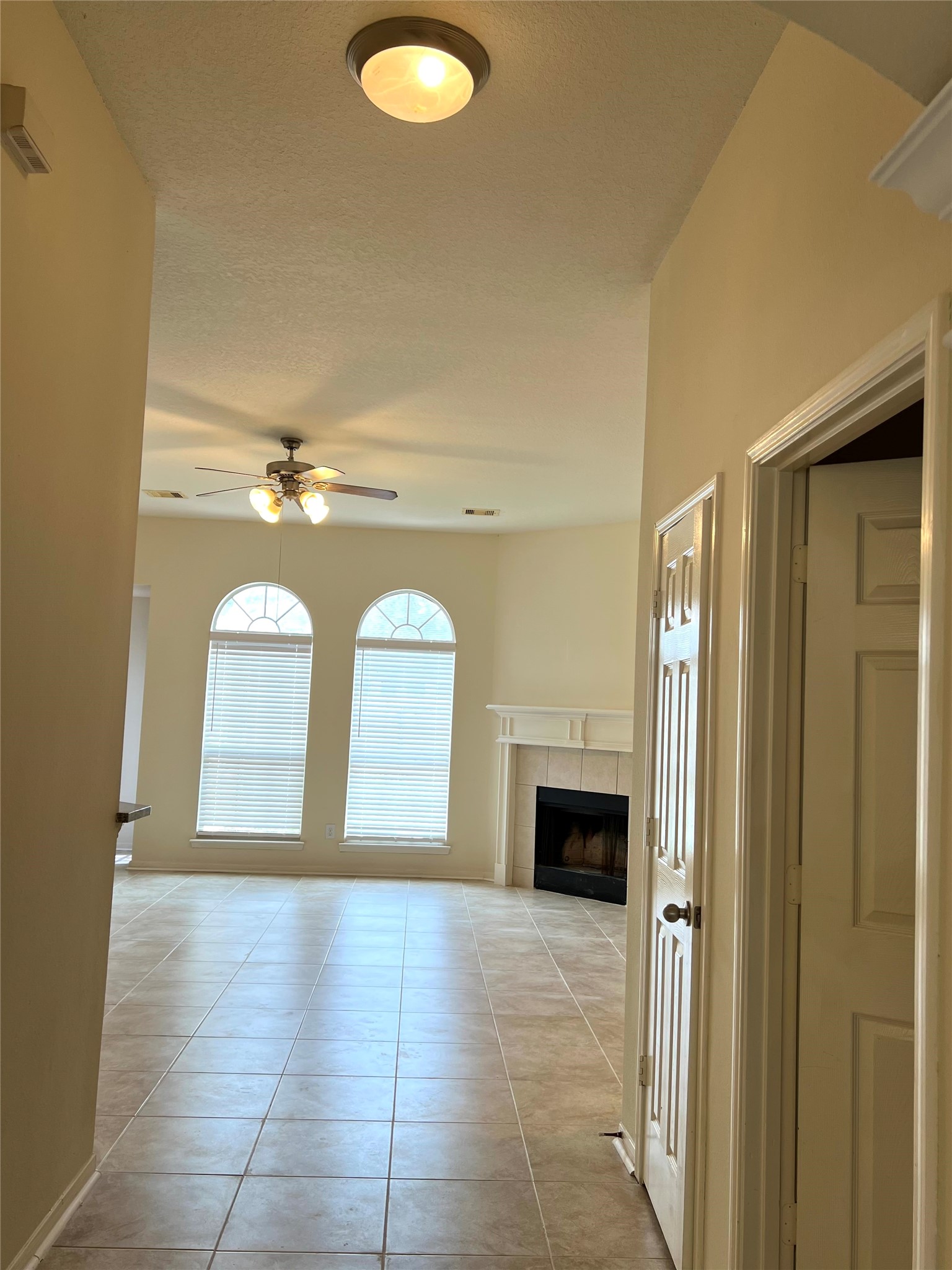 442 Pinewood Ridge Drive Property Photo 7