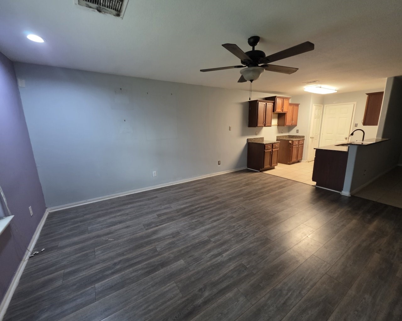 9811 Garnet Falls Drive Property Photo 2