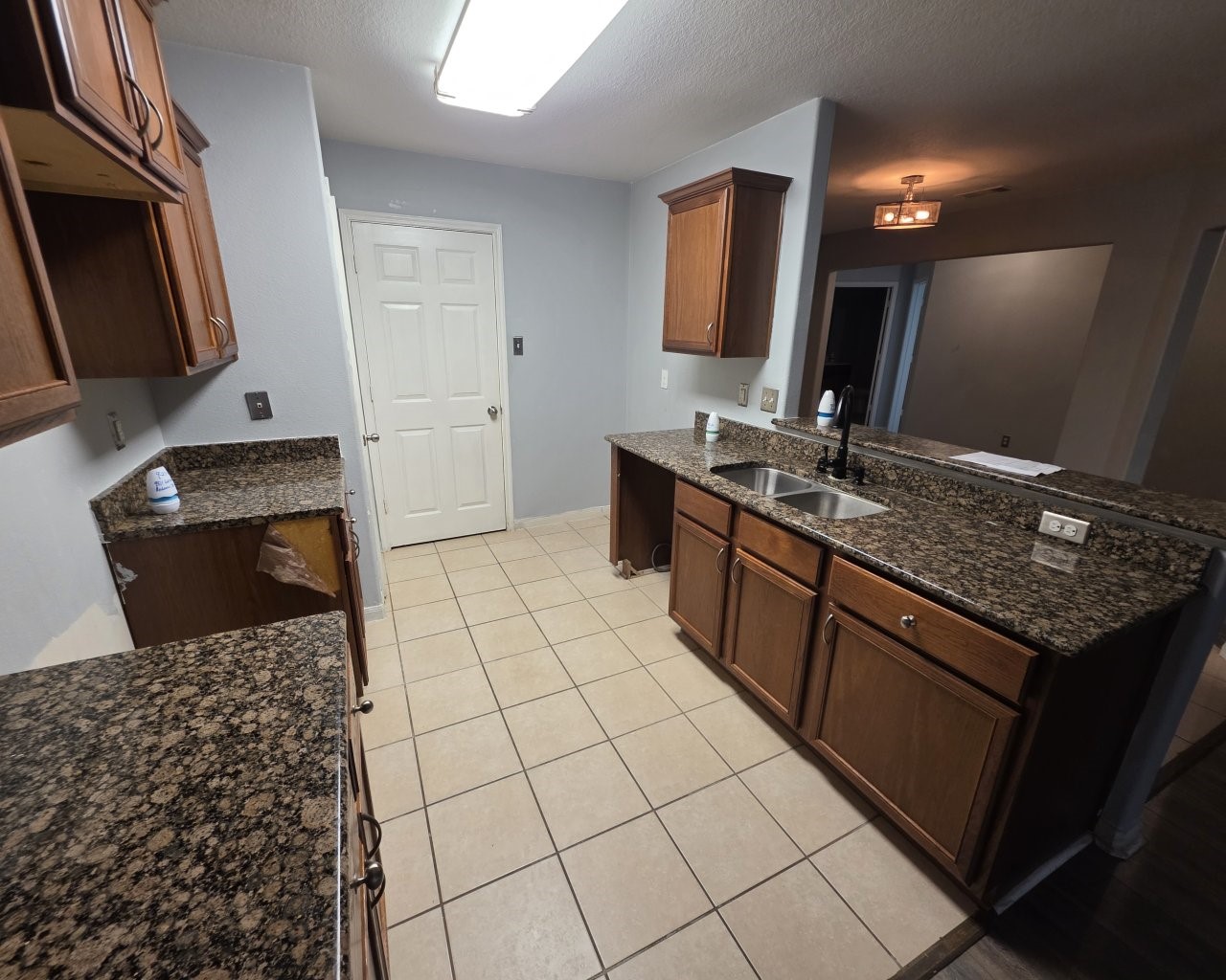 9811 Garnet Falls Drive Property Photo 6