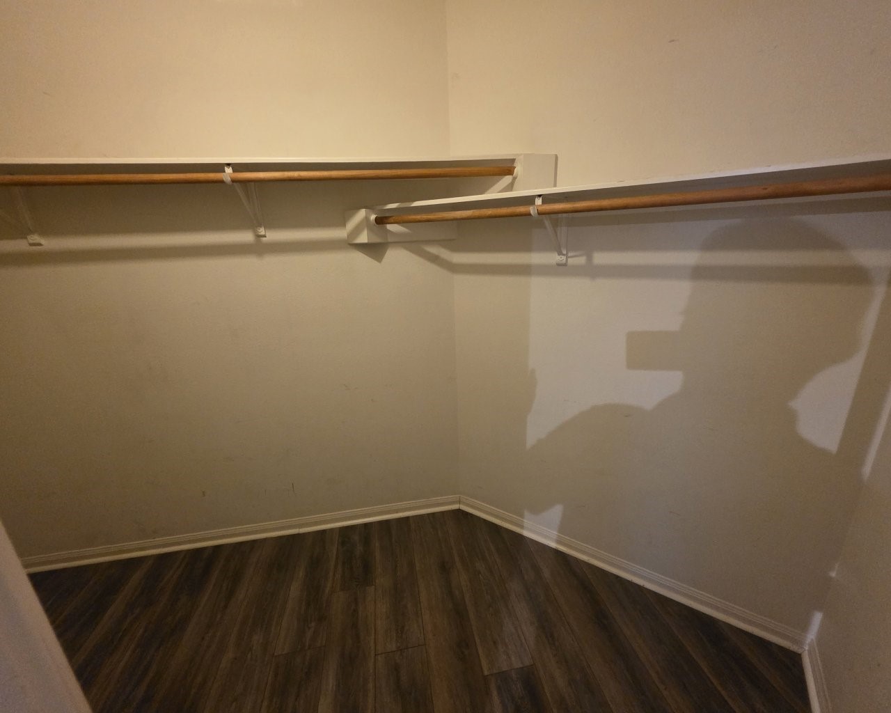 9811 Garnet Falls Drive Property Photo 10