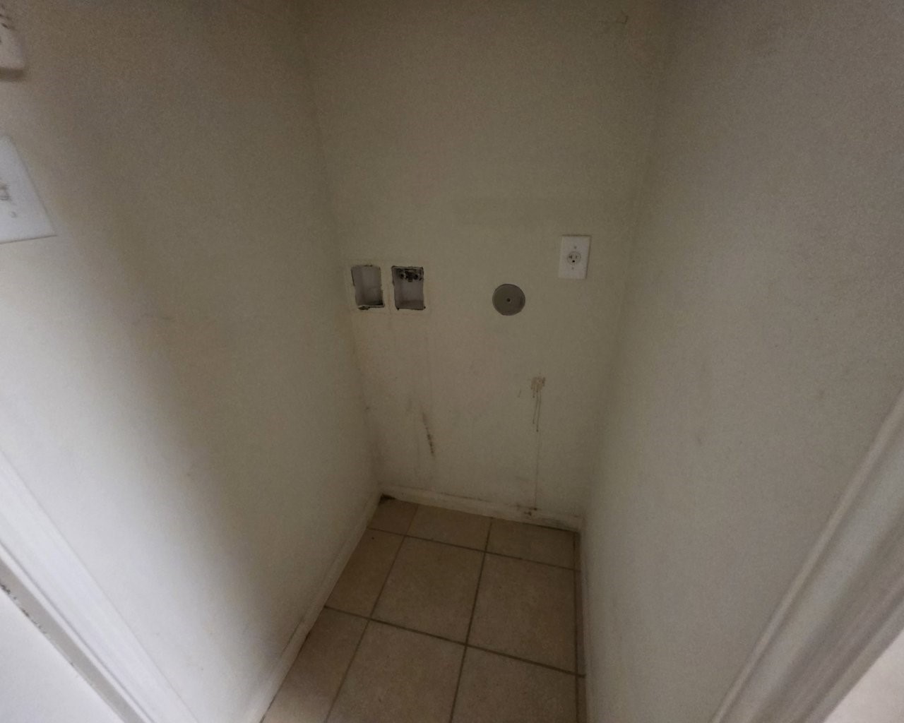 9811 Garnet Falls Drive Property Photo 15