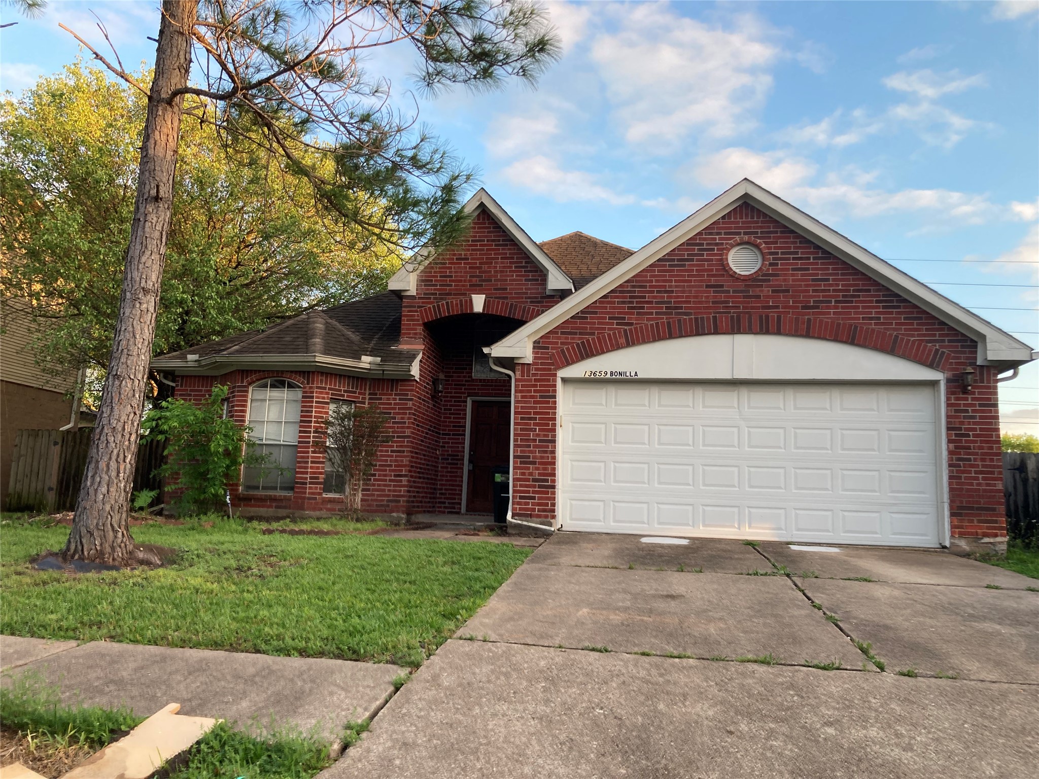 13659 Bonilla Lane Property Photo 2