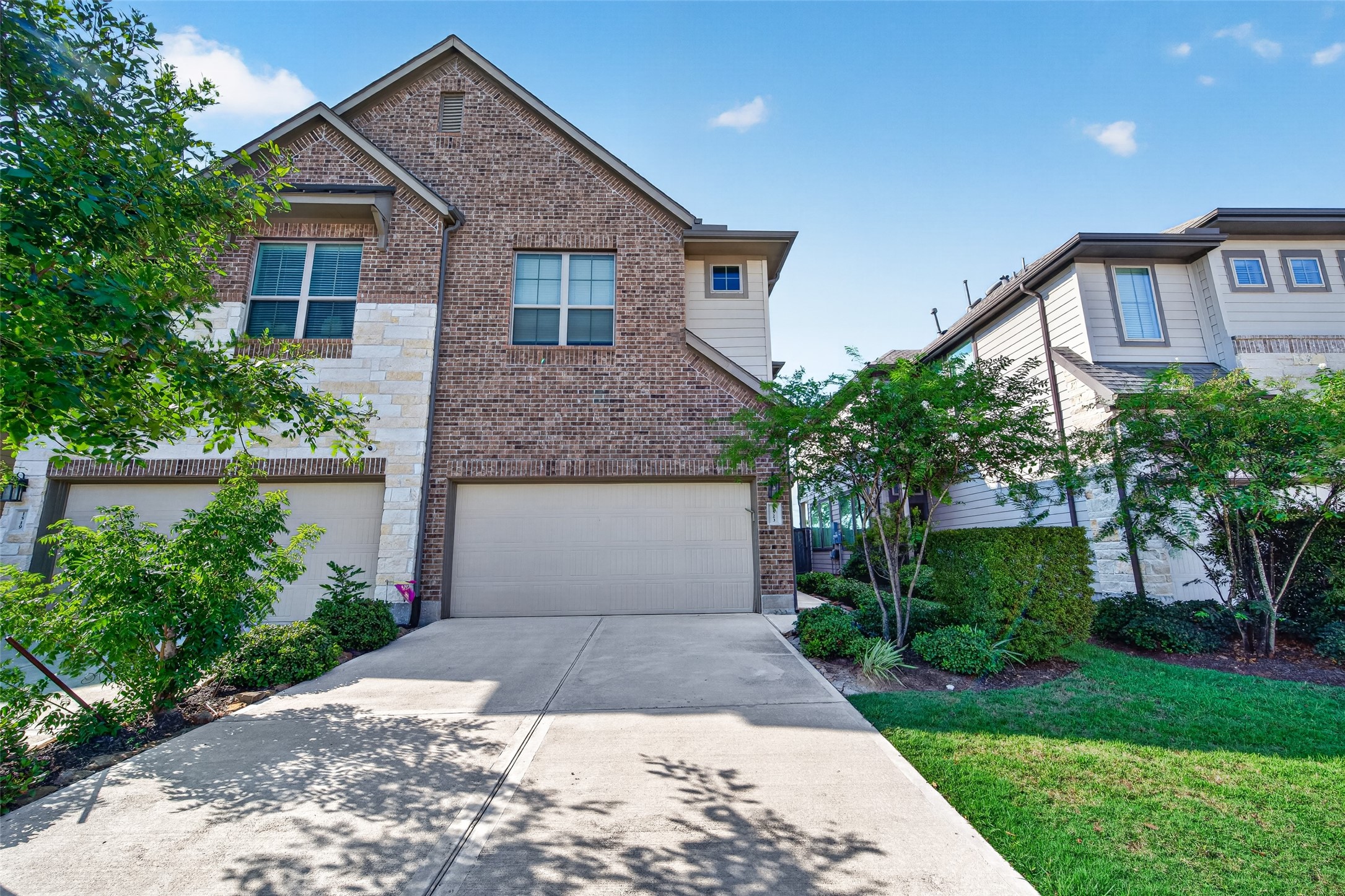 1523 Rustling Creek Drive Property Photo 4