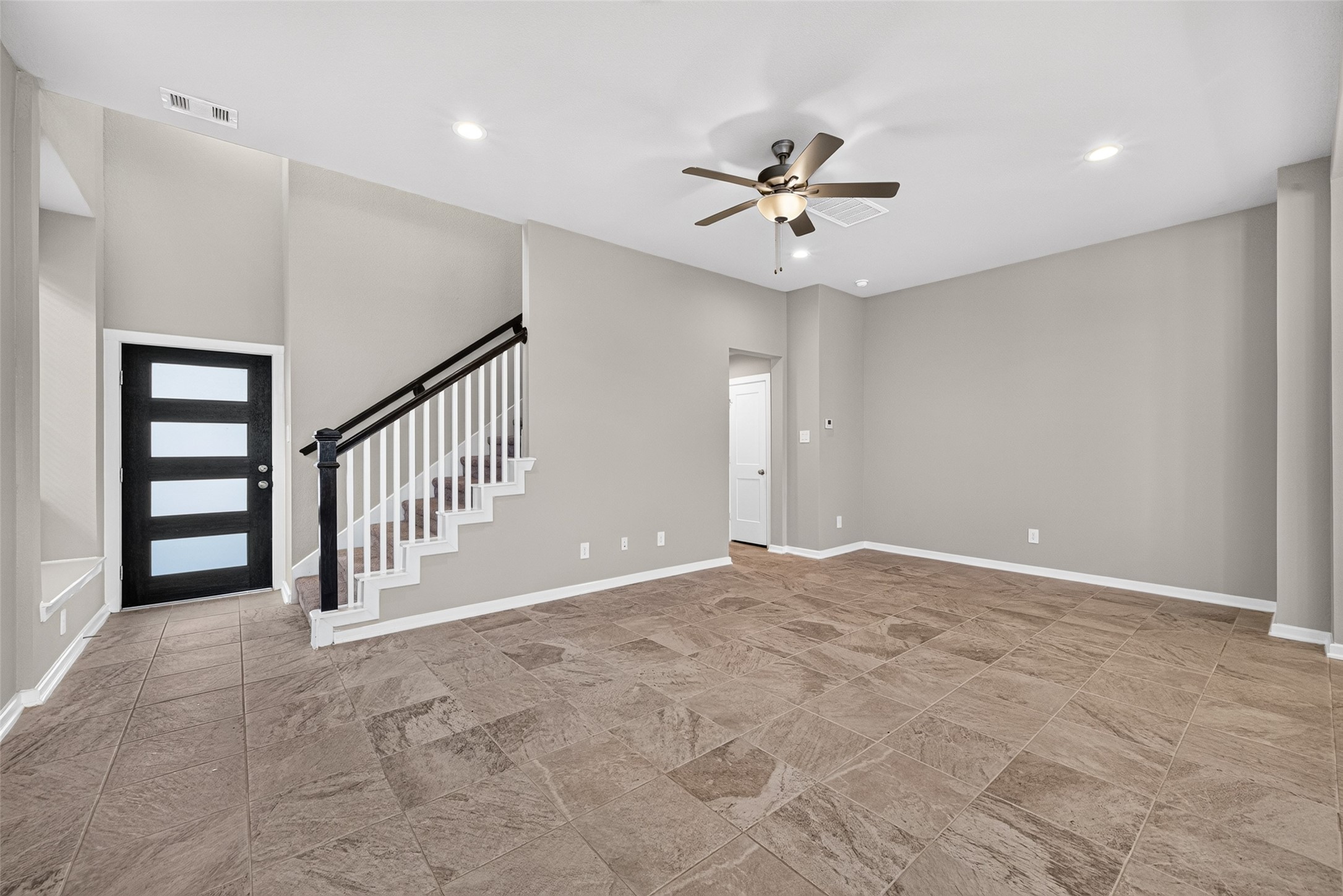 1523 Rustling Creek Drive Property Photo 10