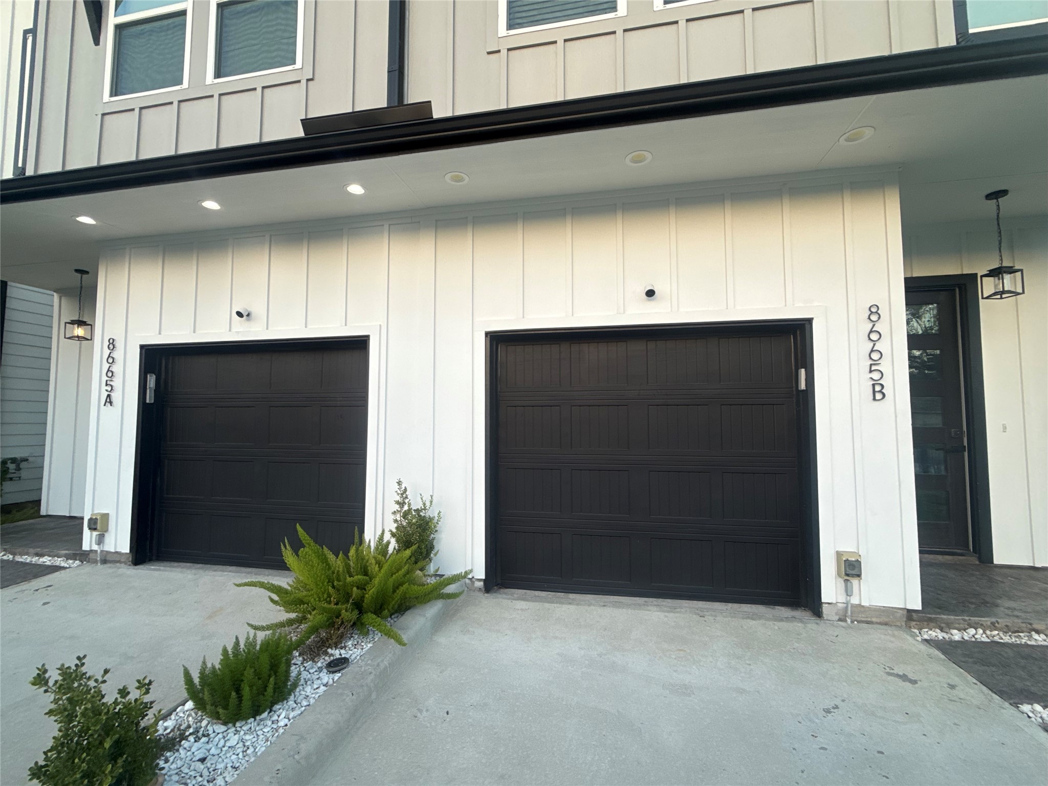8665 Duane Street B Property Photo 10
