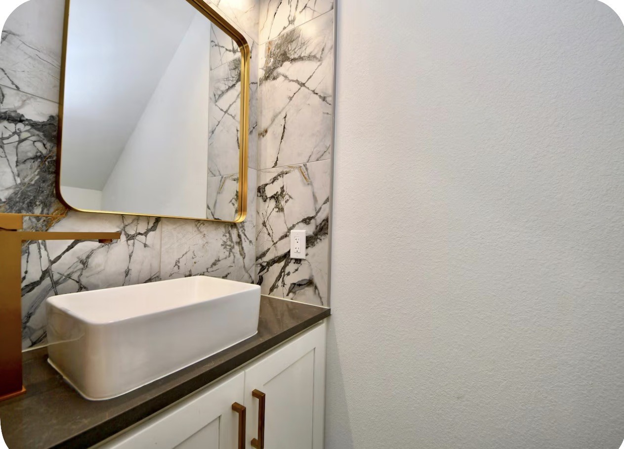 8665 Duane Street B Property Photo 14