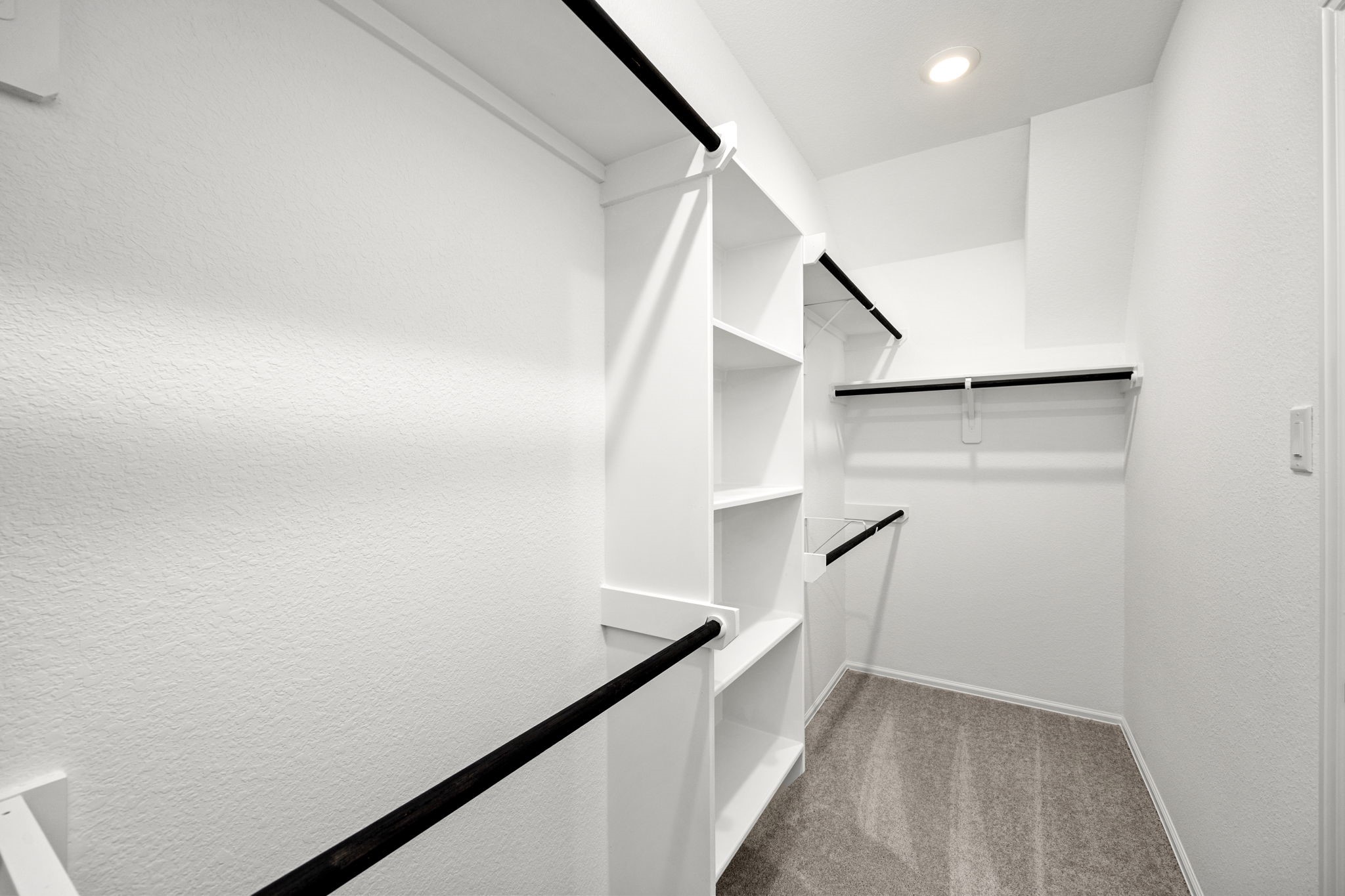 7339 Bartoncliff Drive Property Photo 21