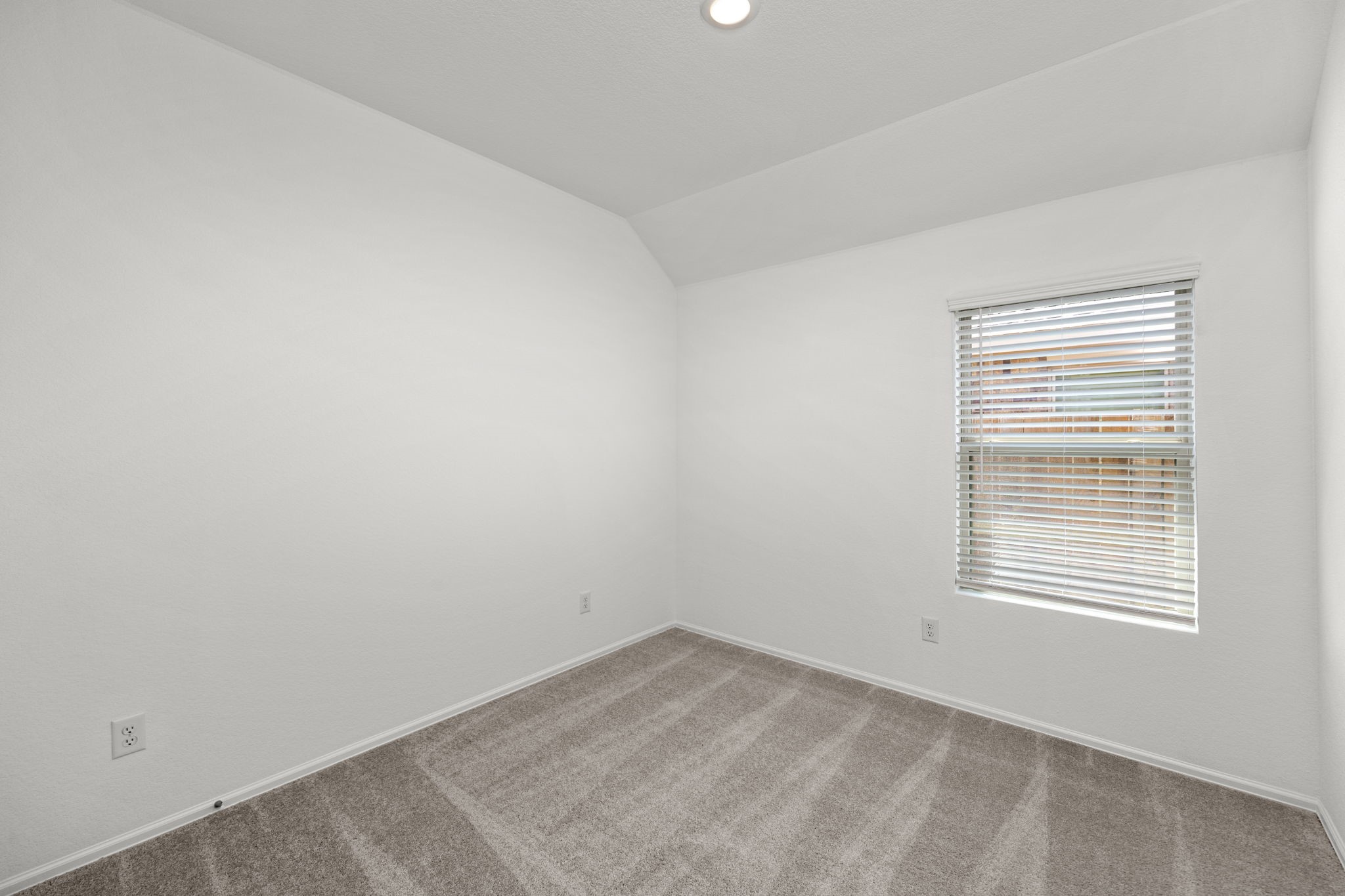 7339 Bartoncliff Drive Property Photo 26