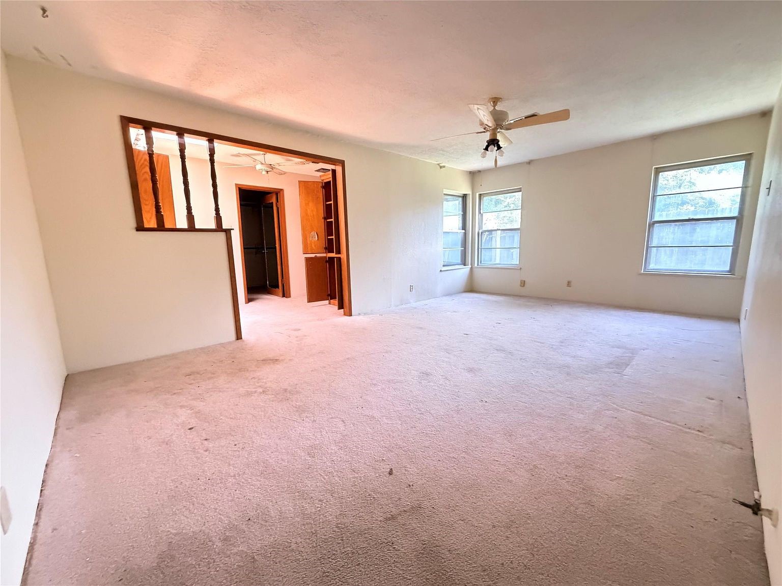 504 Dwinnell Street Property Photo 9