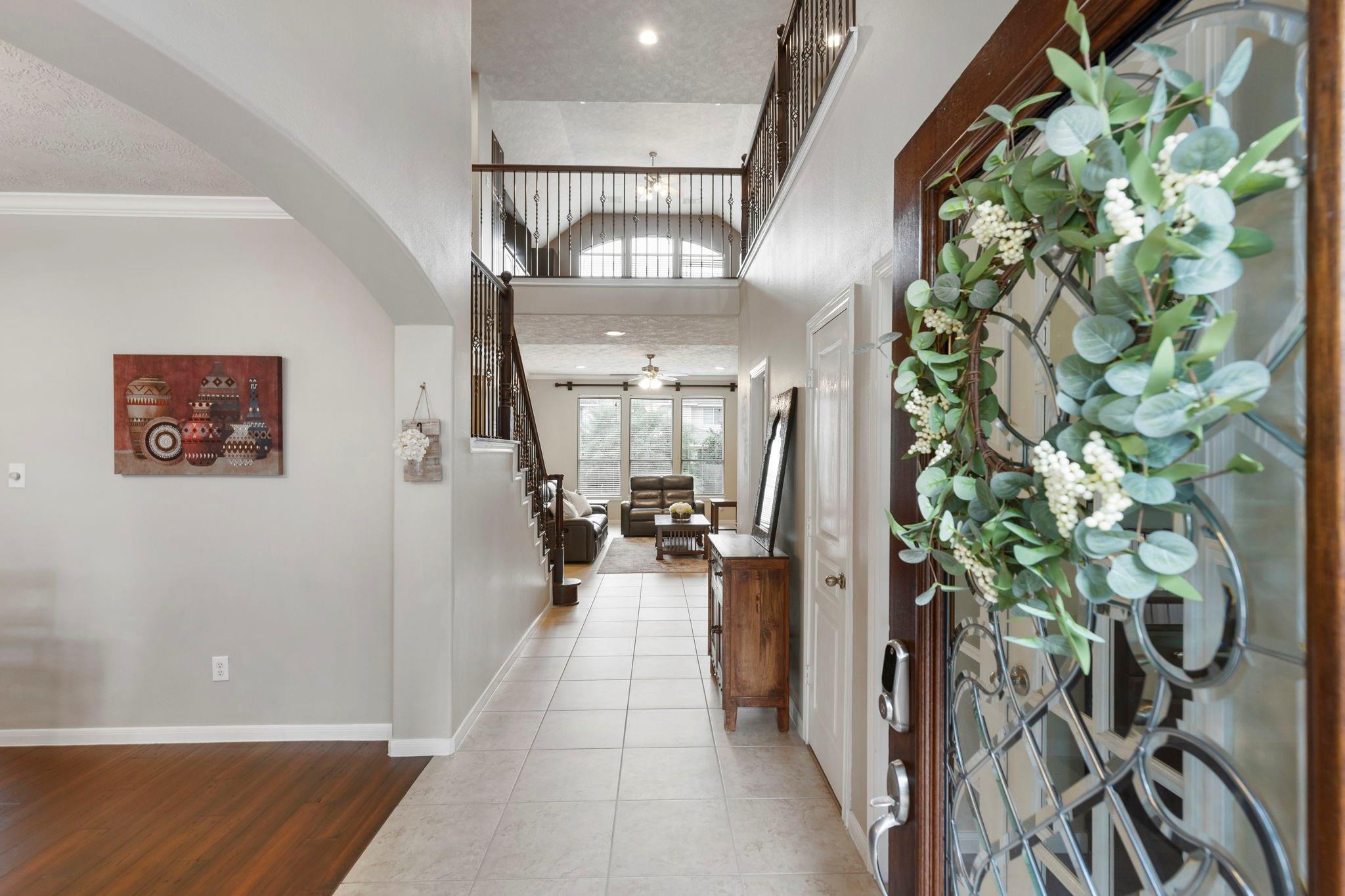 14 N Bardsbrook Circle, The Woodlands Tx 77382 Property Photo 5