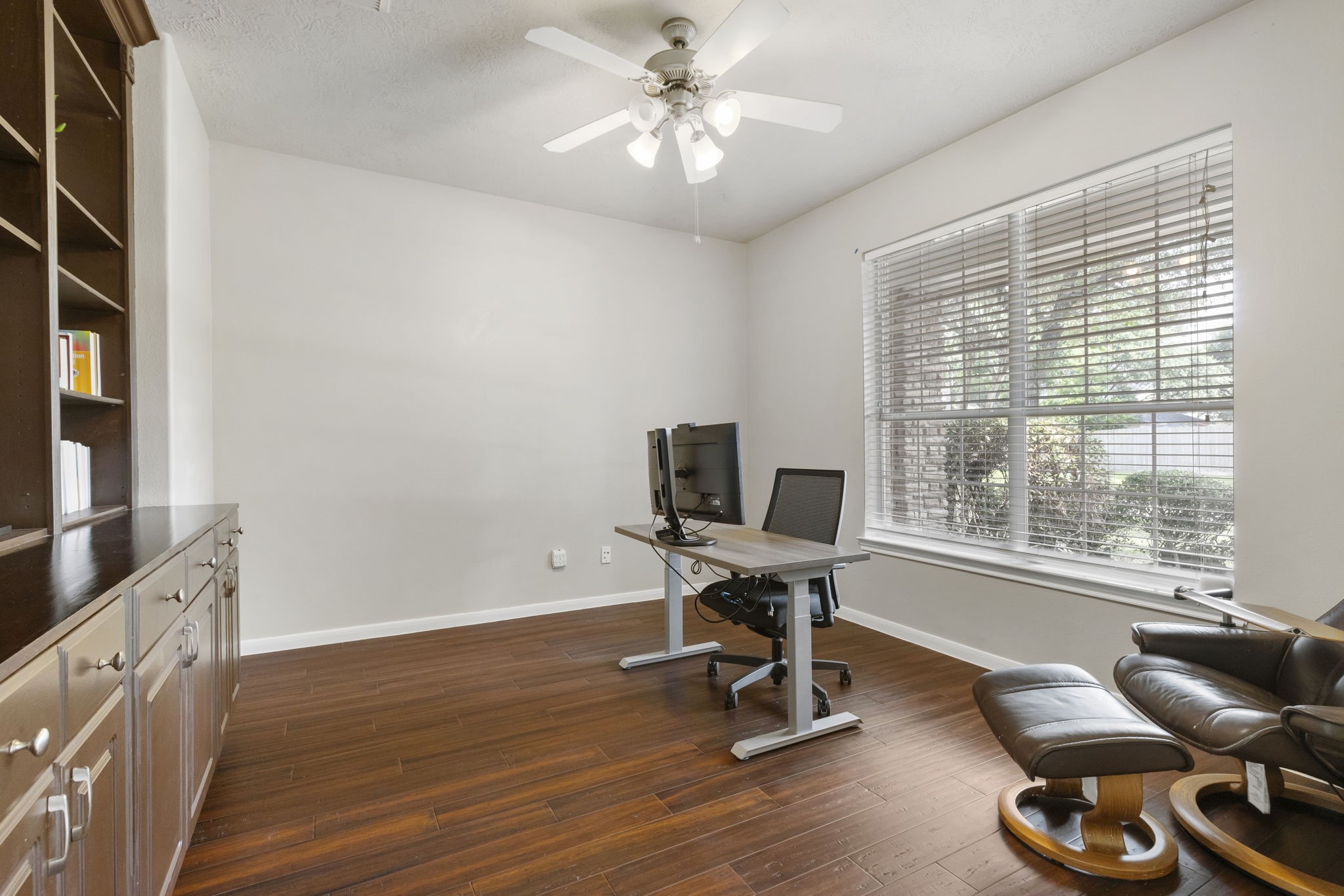 14 N Bardsbrook Circle Property Photo 8