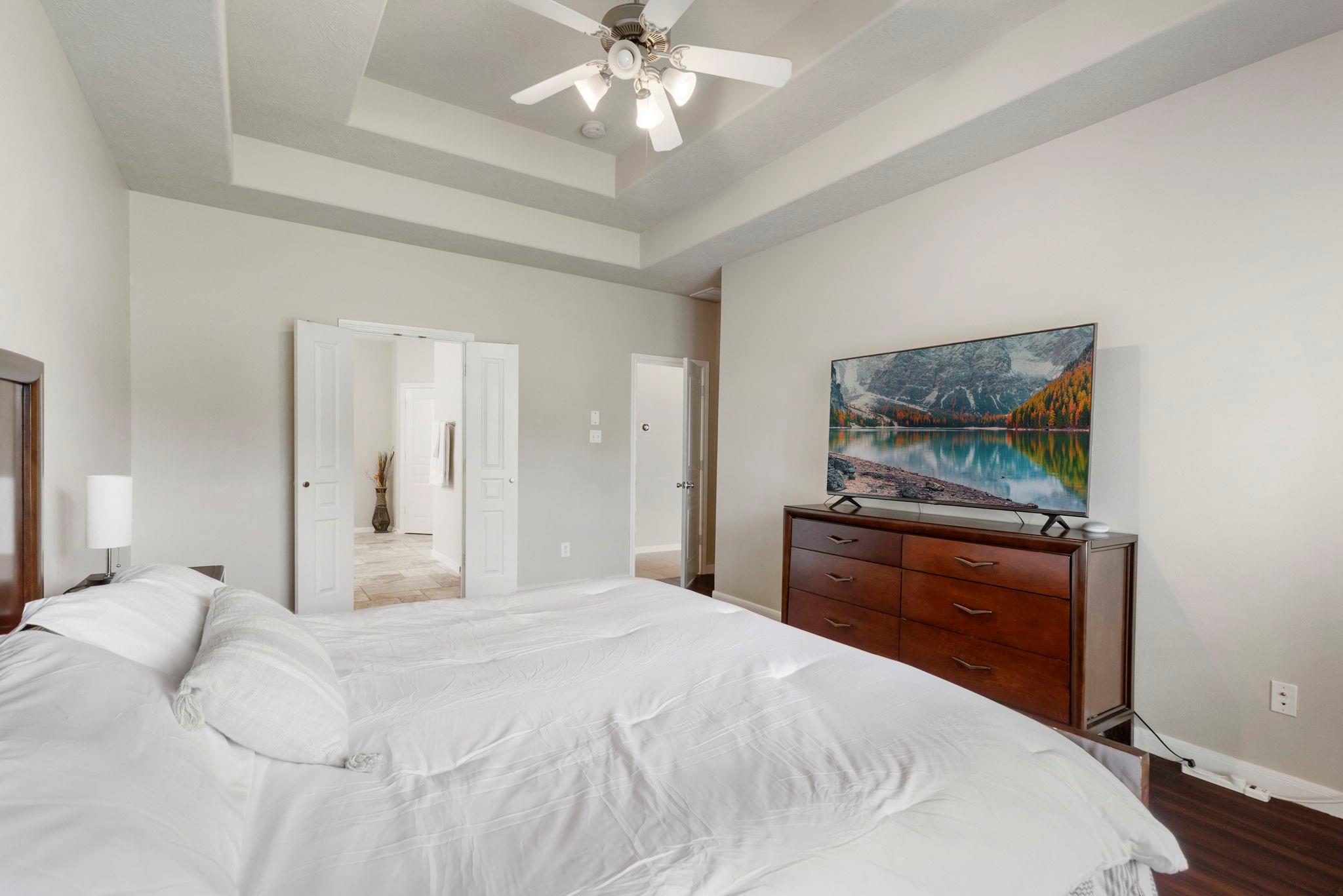 14 N Bardsbrook Circle, The Woodlands Tx 77382 Property Photo 28