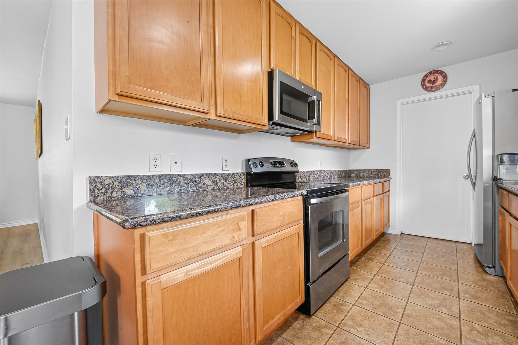 9218 Mcdade Street Property Photo 17