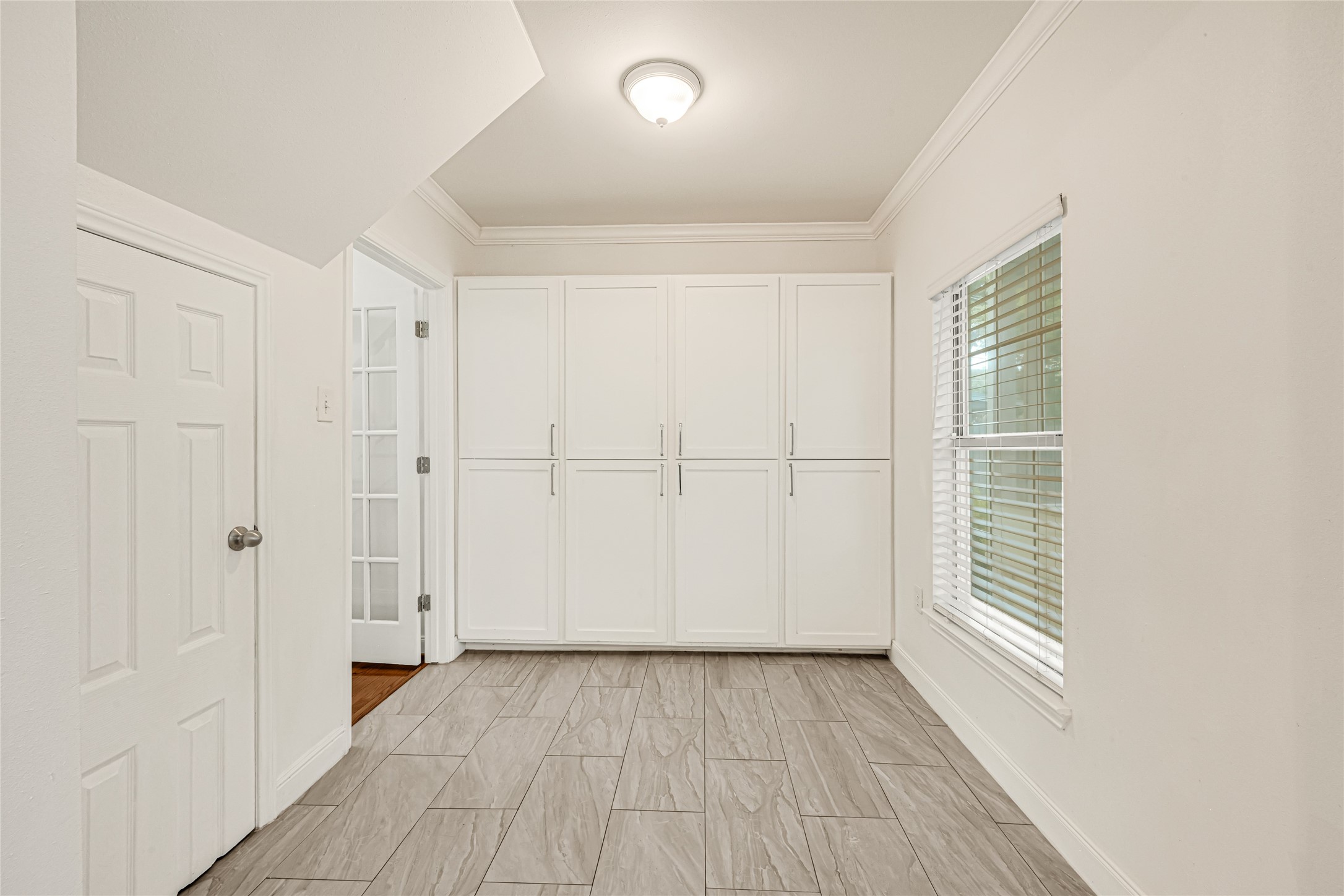 4390 Harvest Lane Property Photo 11